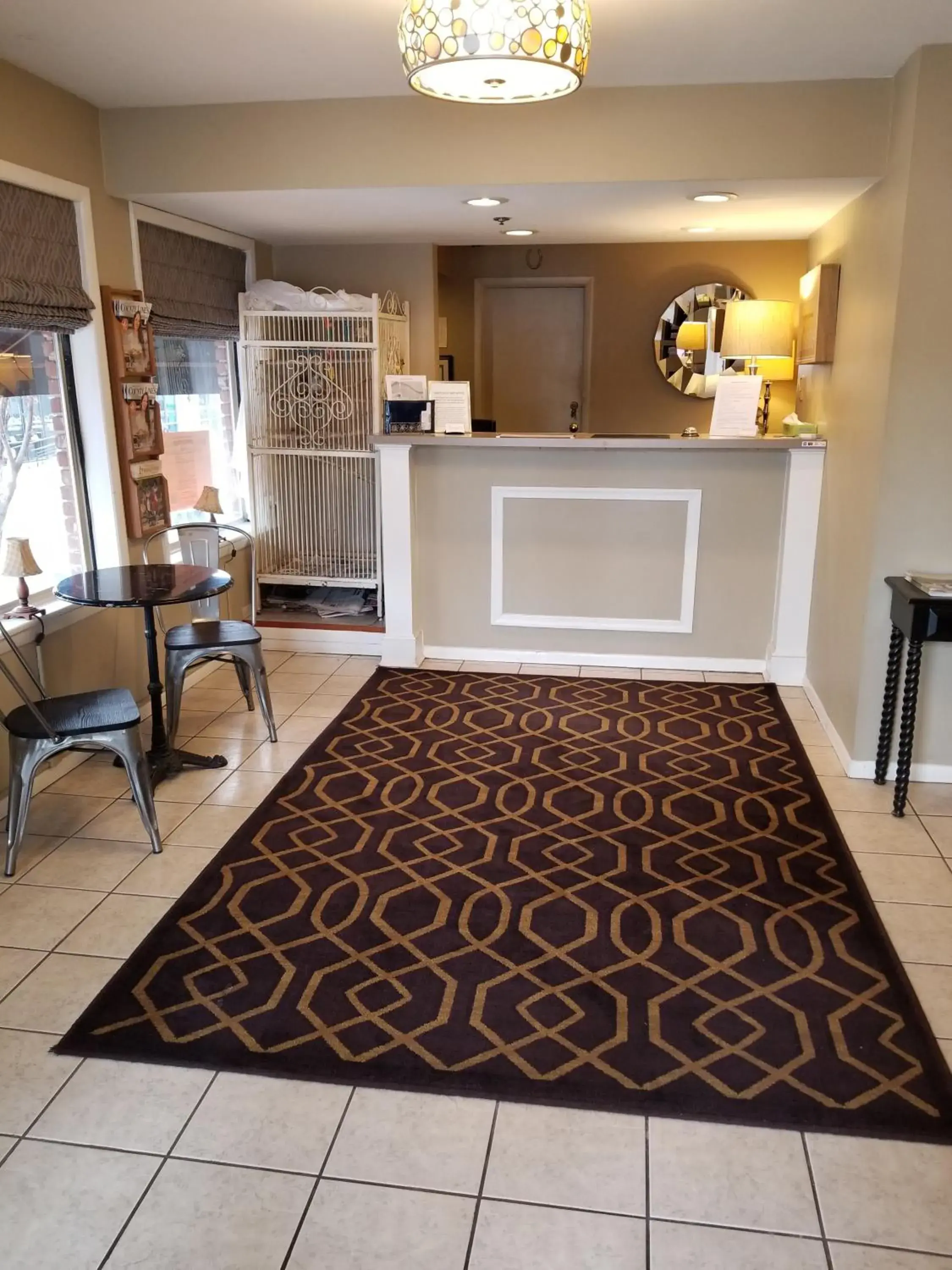 Lobby or reception in Mainstay Inn Lobby or reception in Mainstay Inn