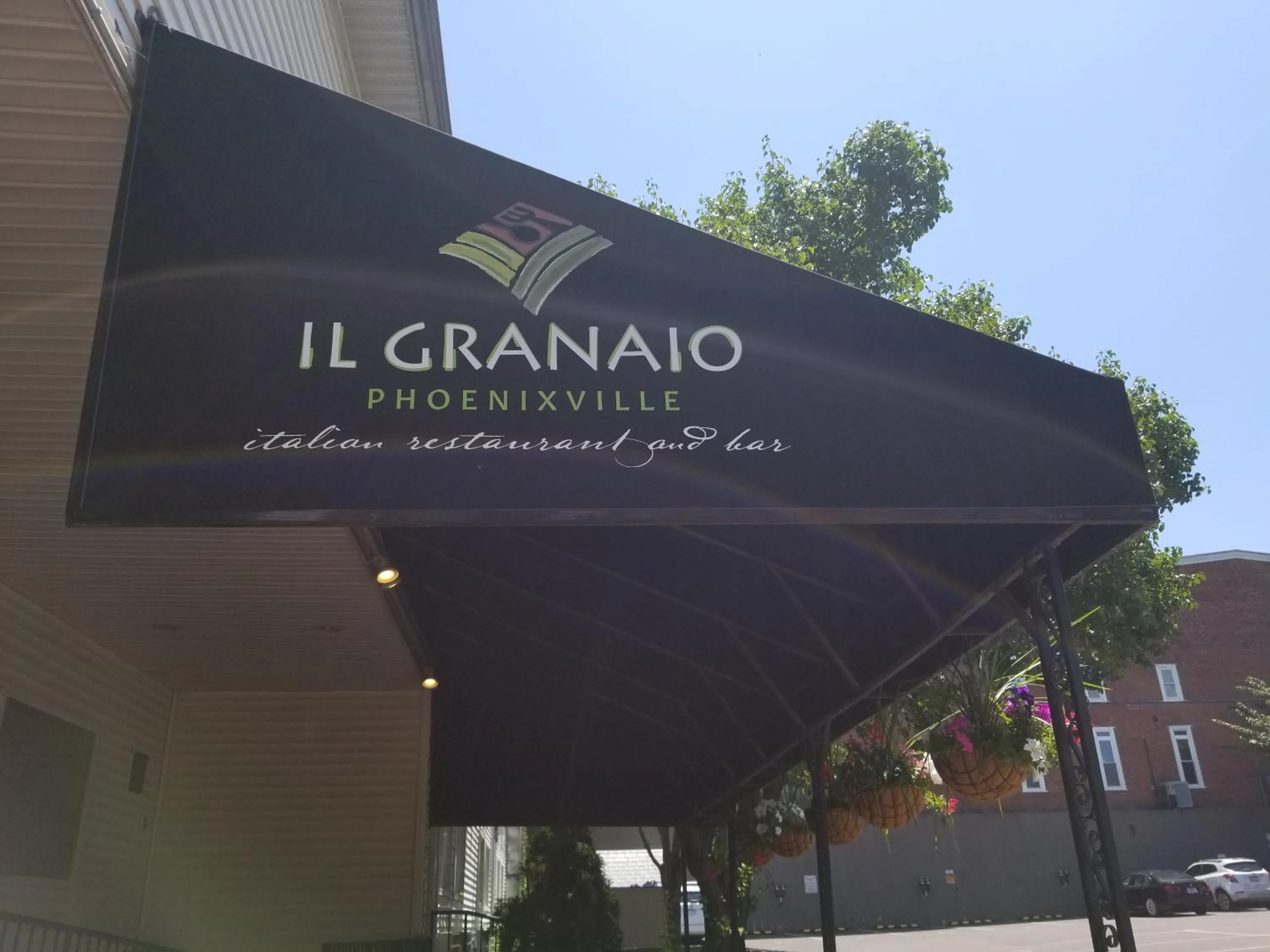 Restaurant/places to eat in Mainstay Inn