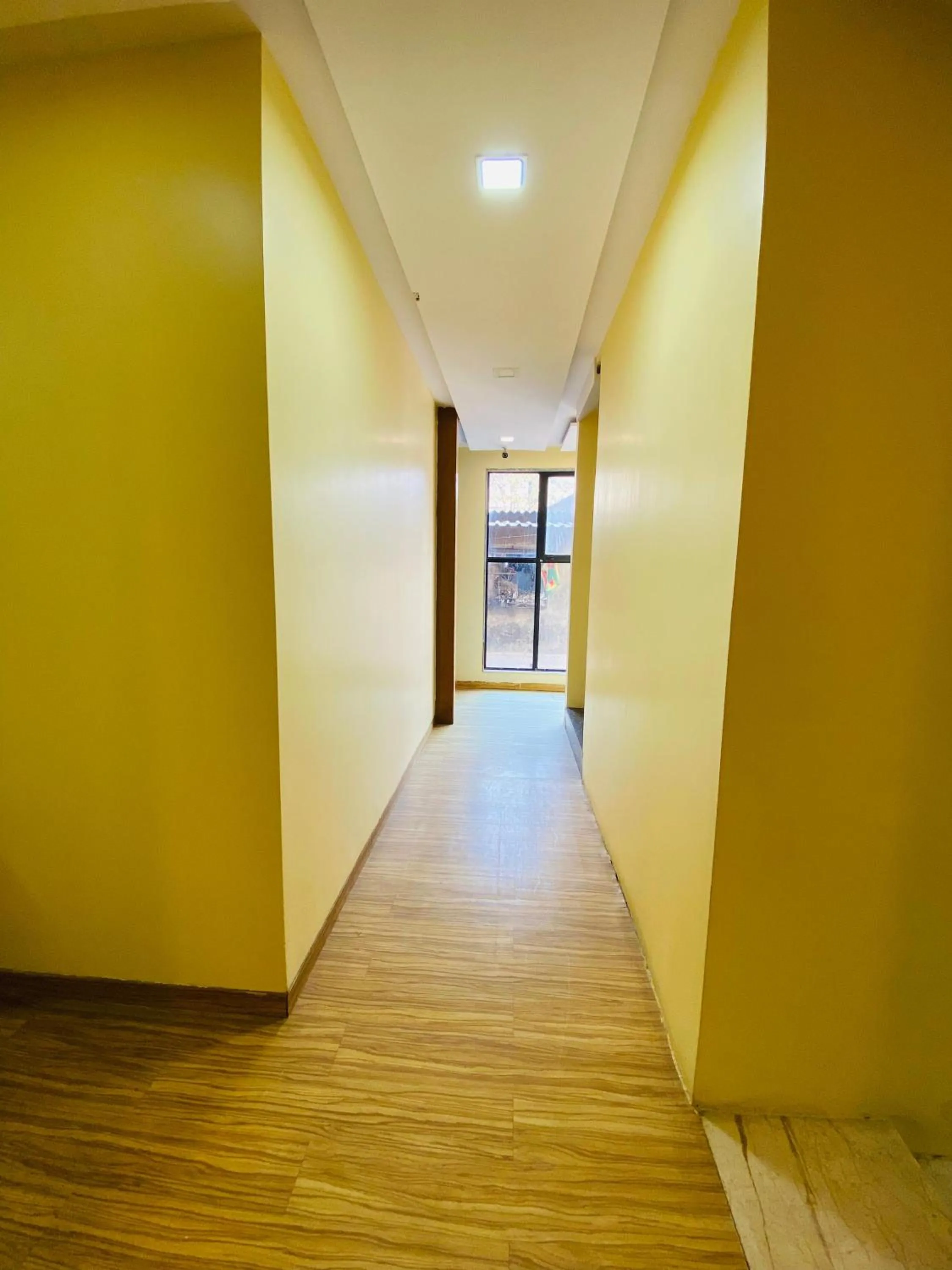 Lobby or reception in Hotel Arton Regency Near Terminal 2 Airport