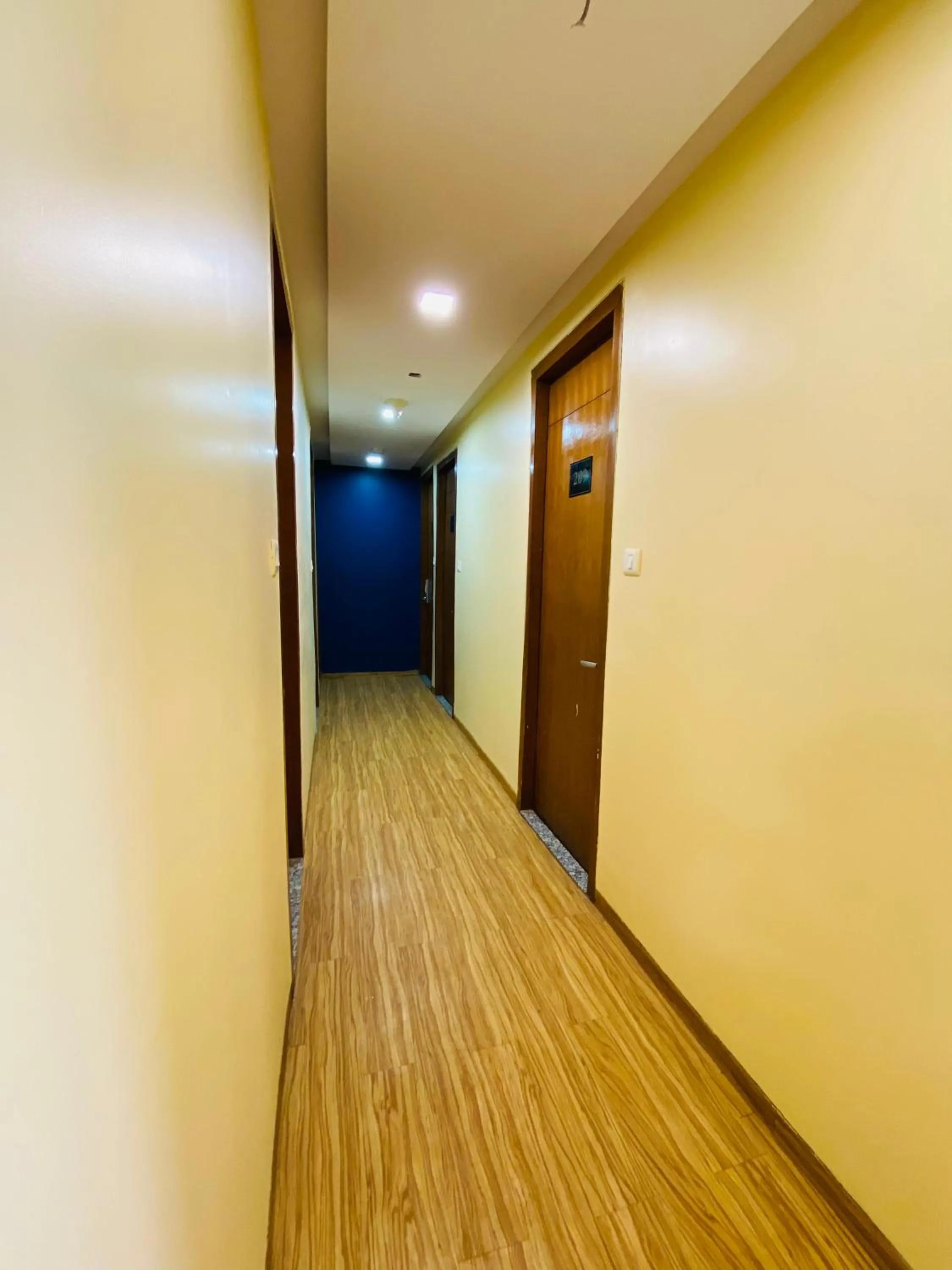 Lobby or reception in Hotel Arton Regency Near Terminal 2 Airport