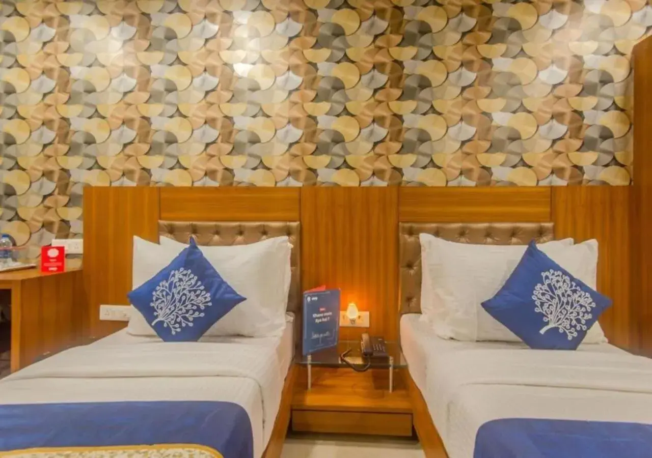 Bed in Hotel Arton Regency Near Terminal 2 Airport Bed in Hotel Arton Regency Near Terminal 2 Airport