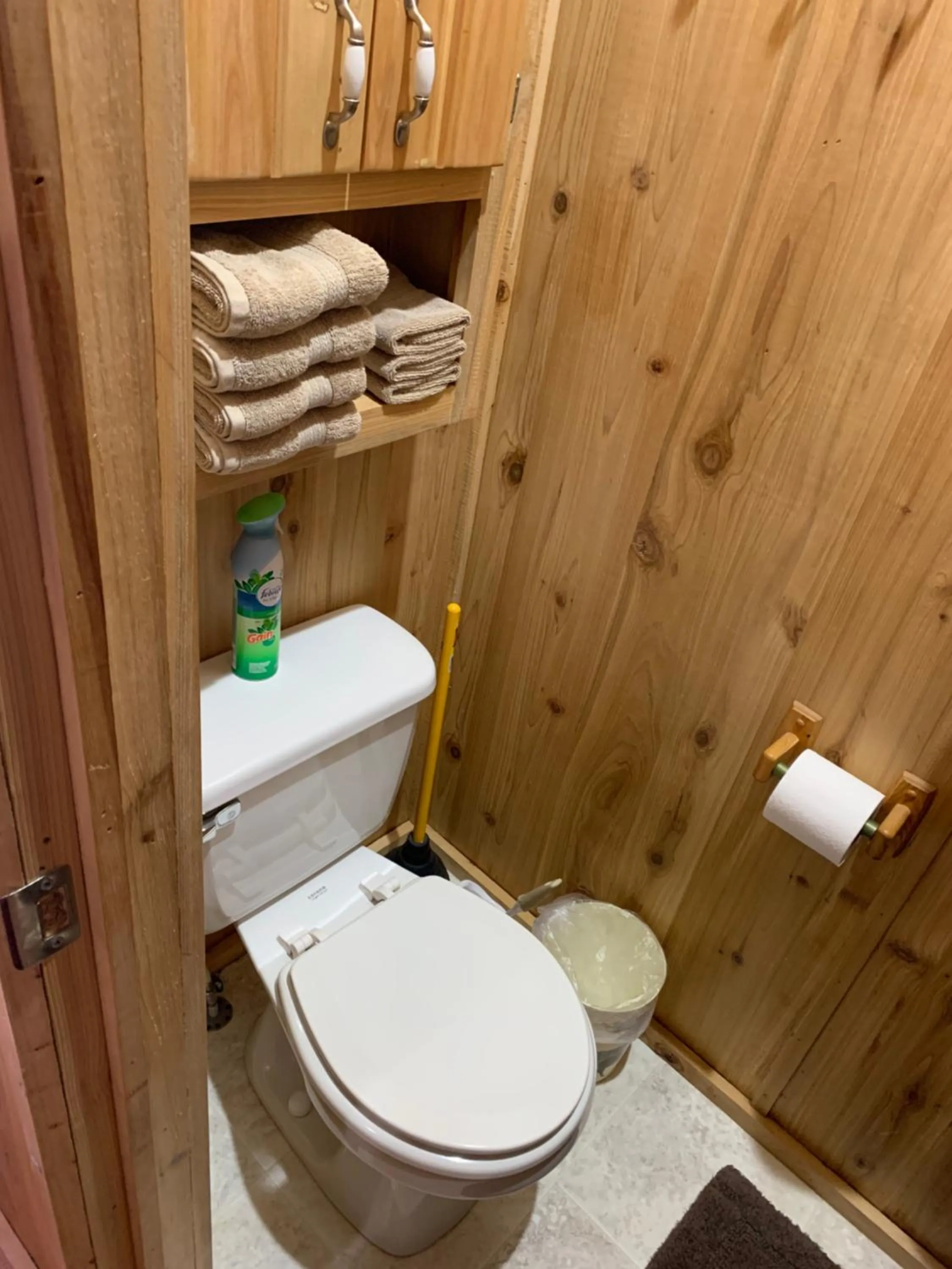 Toilet in Bearlodge Mountain Resort