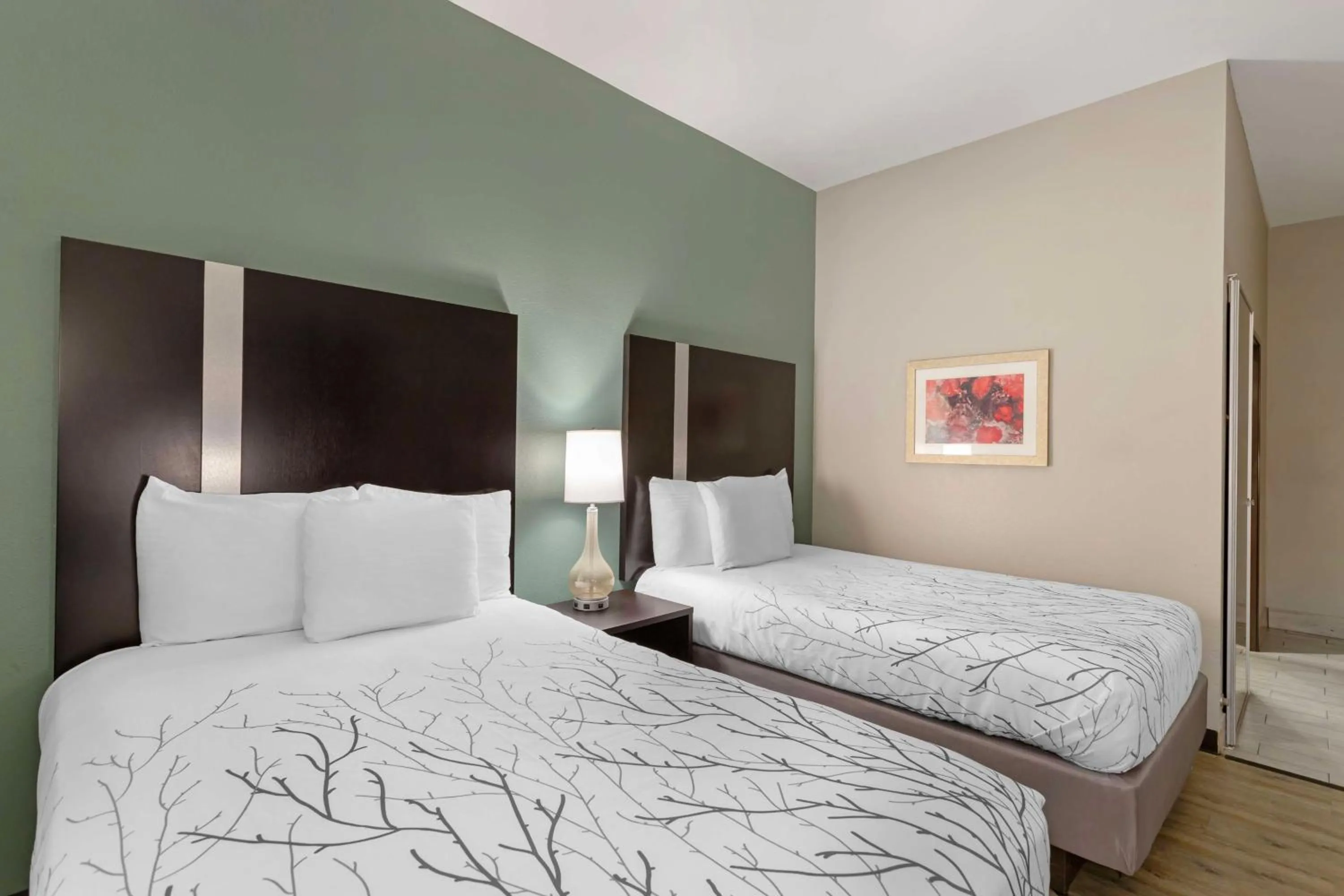 Bedroom, Bed in Best Western Casino Inn