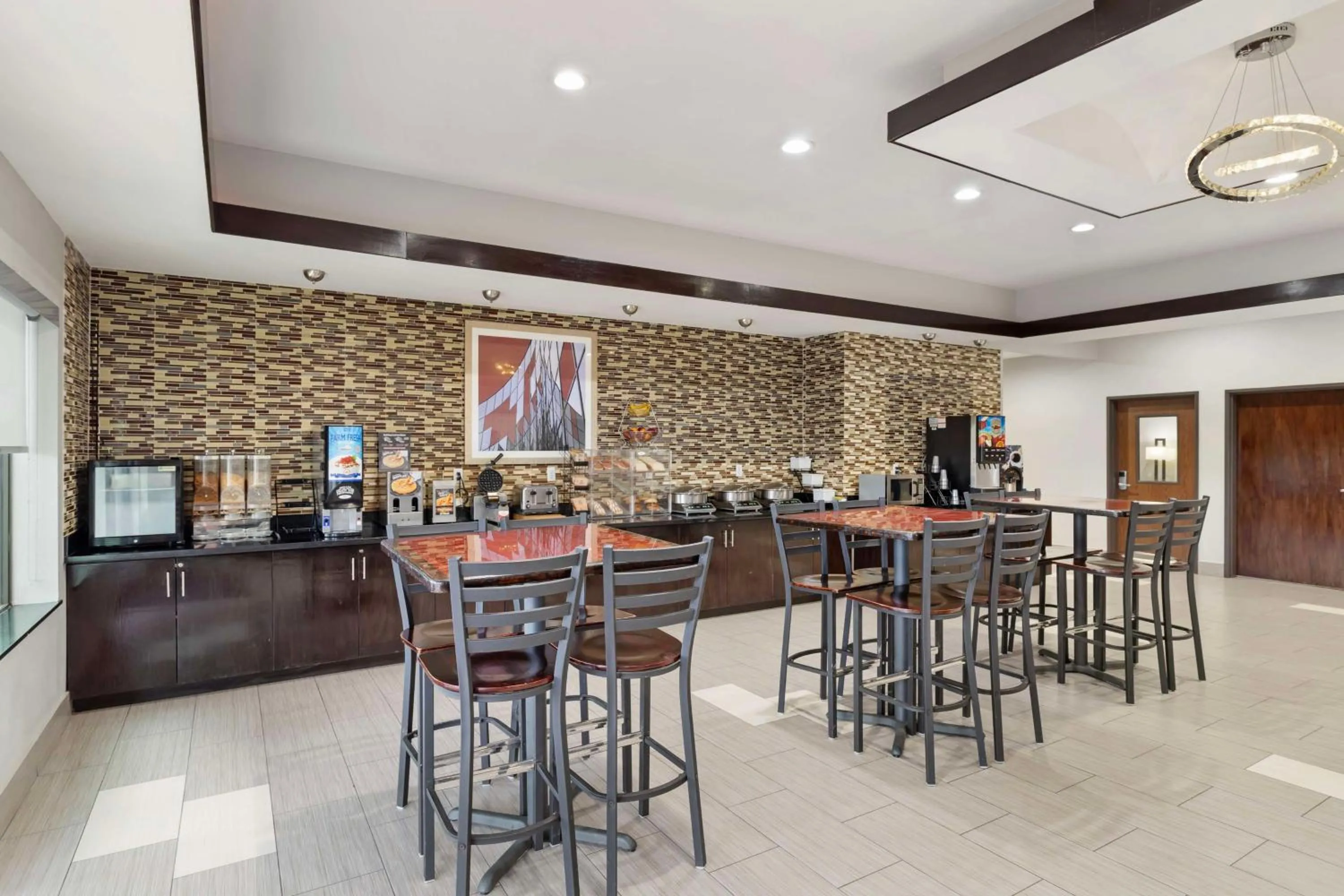 Breakfast in Best Western Casino Inn