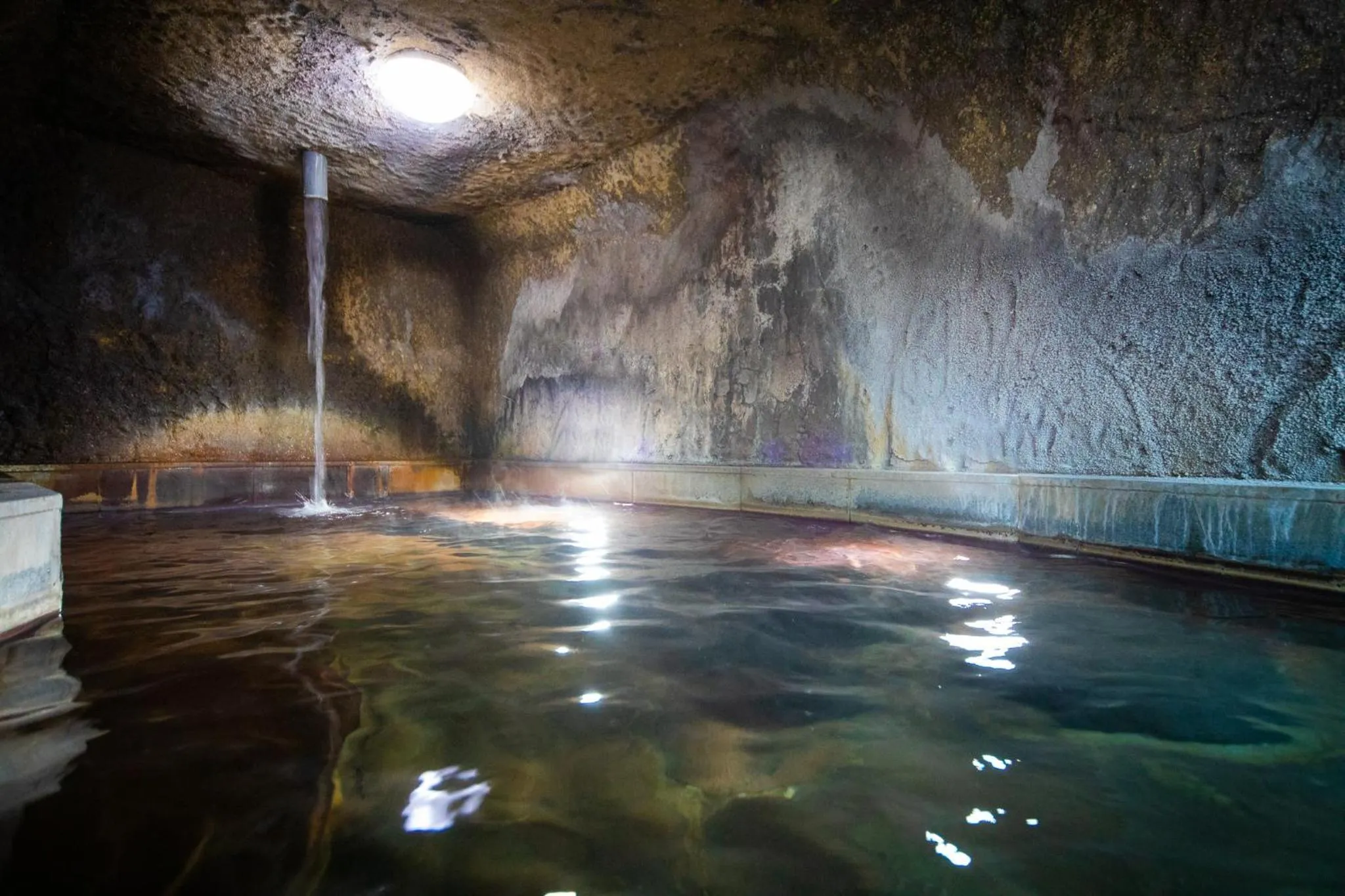 Hot Spring Bath in Ryokan Toyotomi