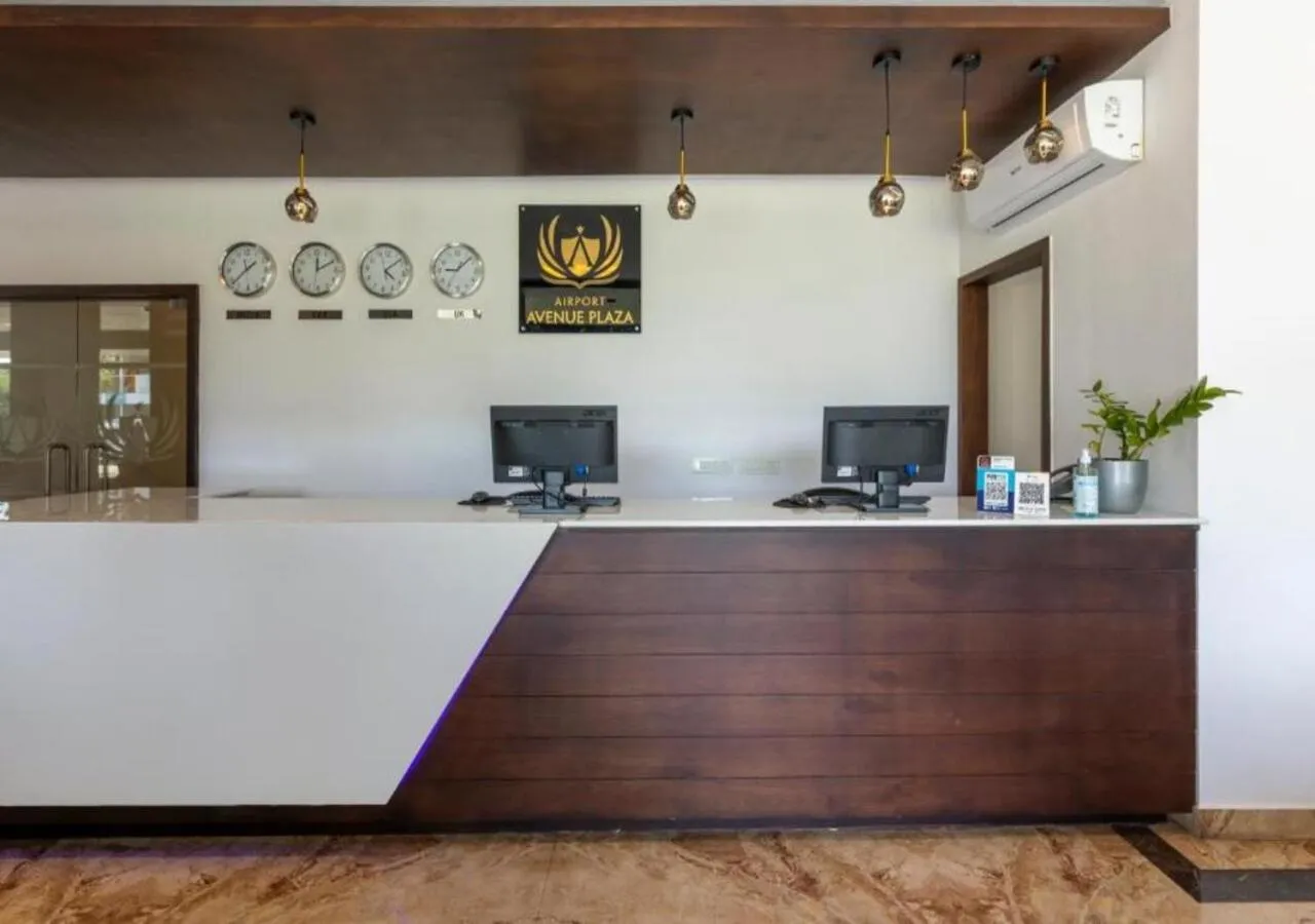 Lobby or reception in Airport Avenue Plaza