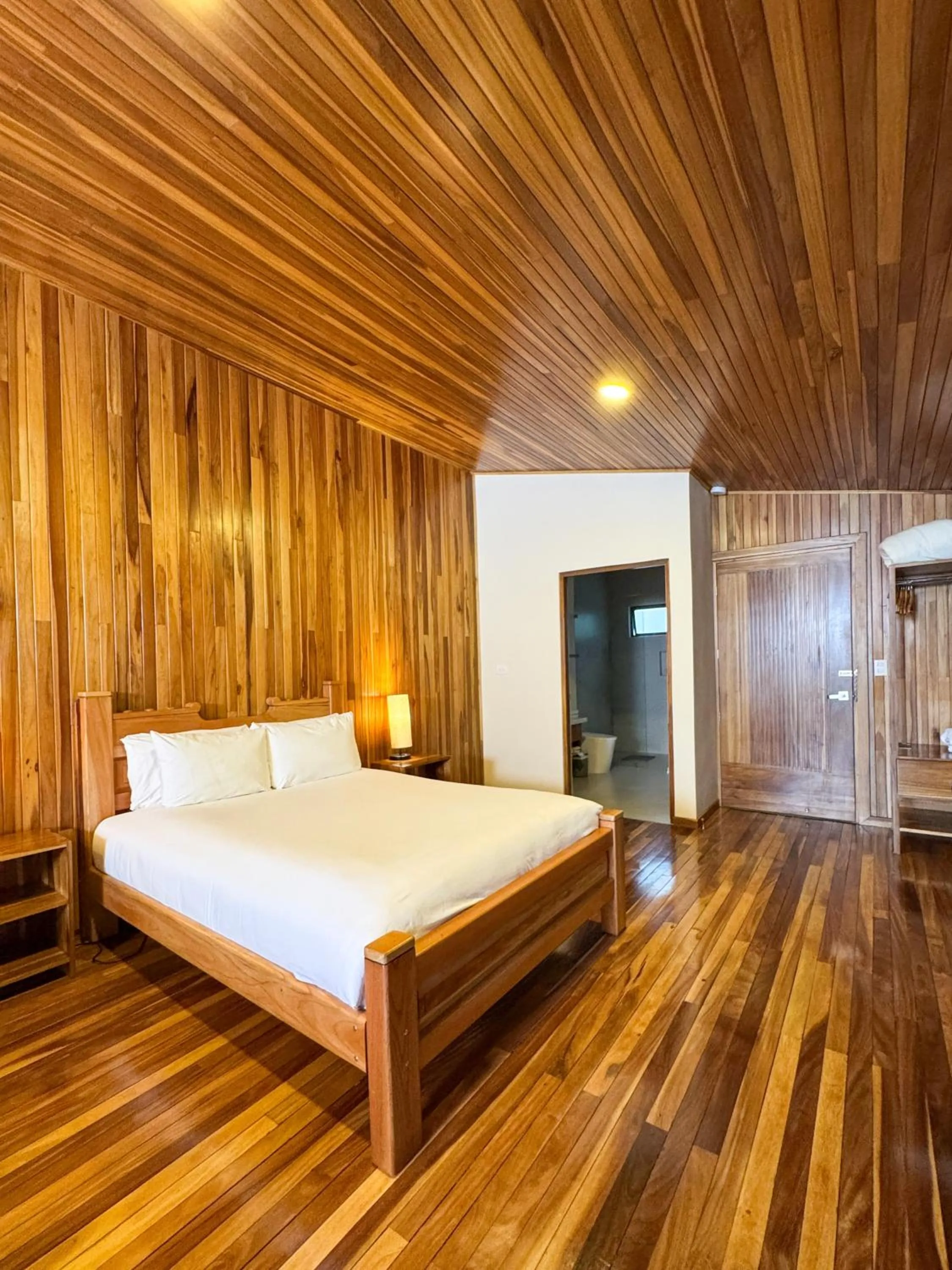 Bed in Fondavela Hotel