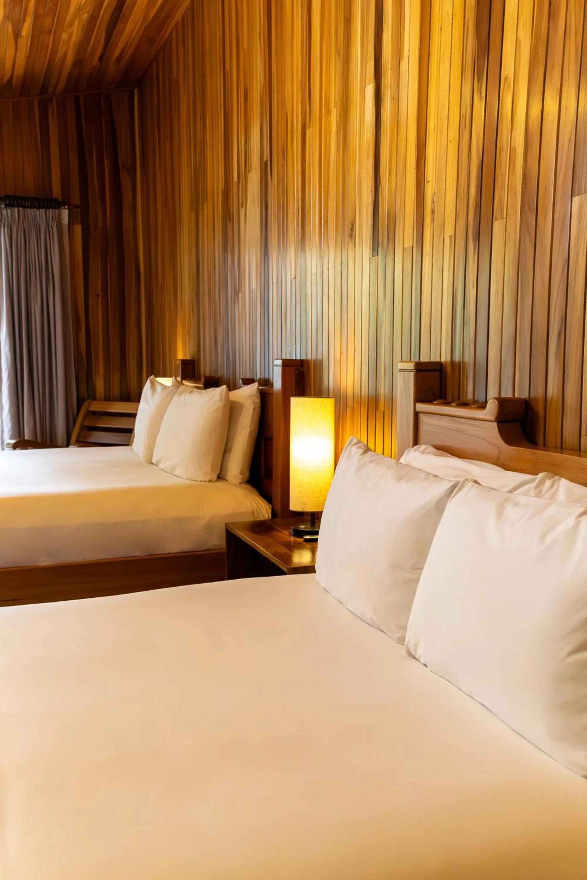 Bed in Fondavela Hotel