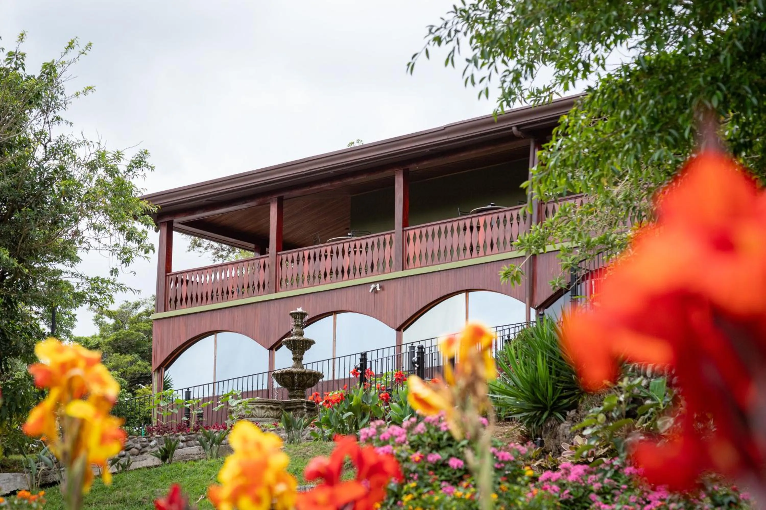 Property building in Fondavela Hotel