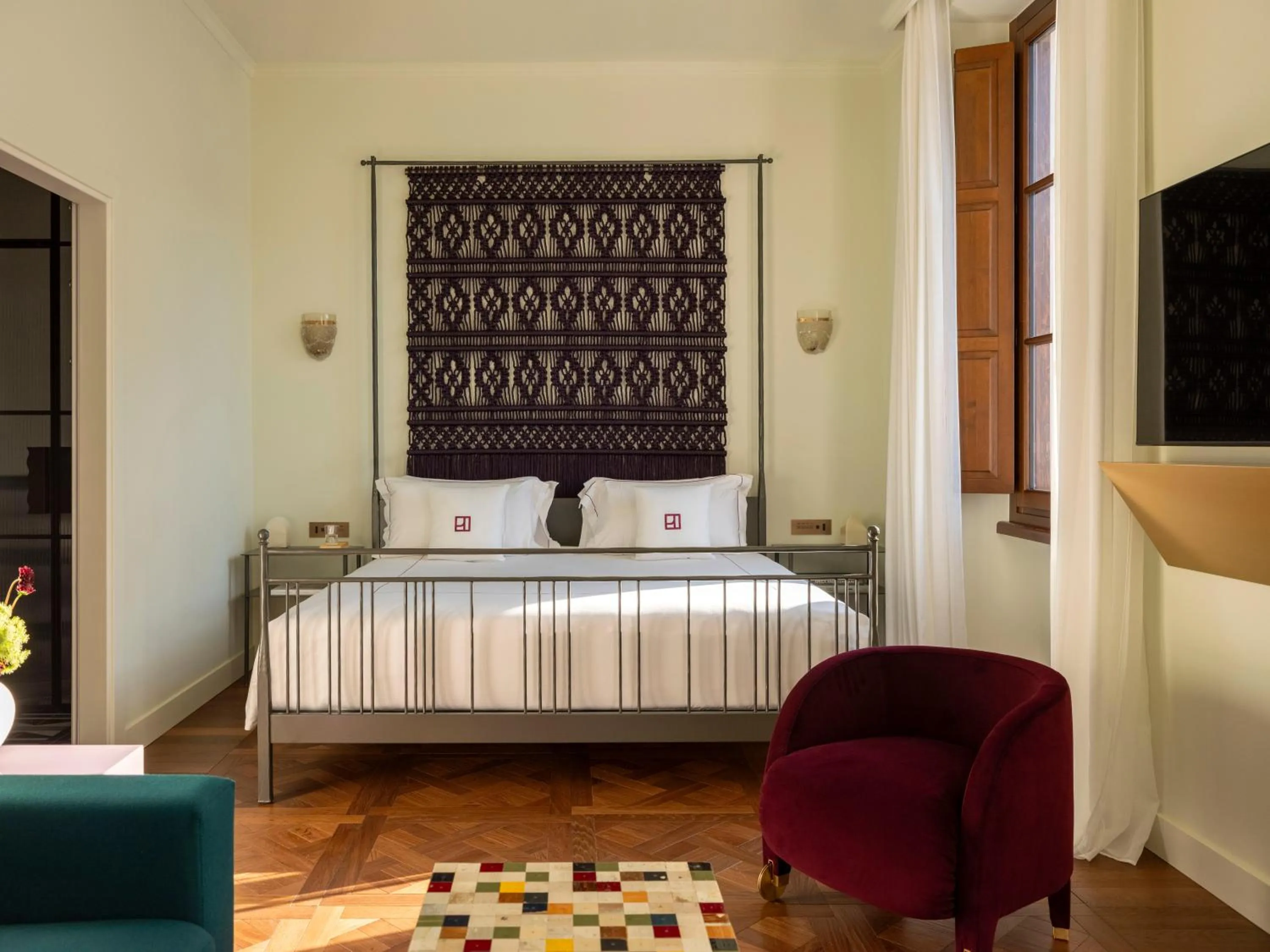 Bedroom, Bed in Palazzo Talìa - Small Luxury Hotels of the World