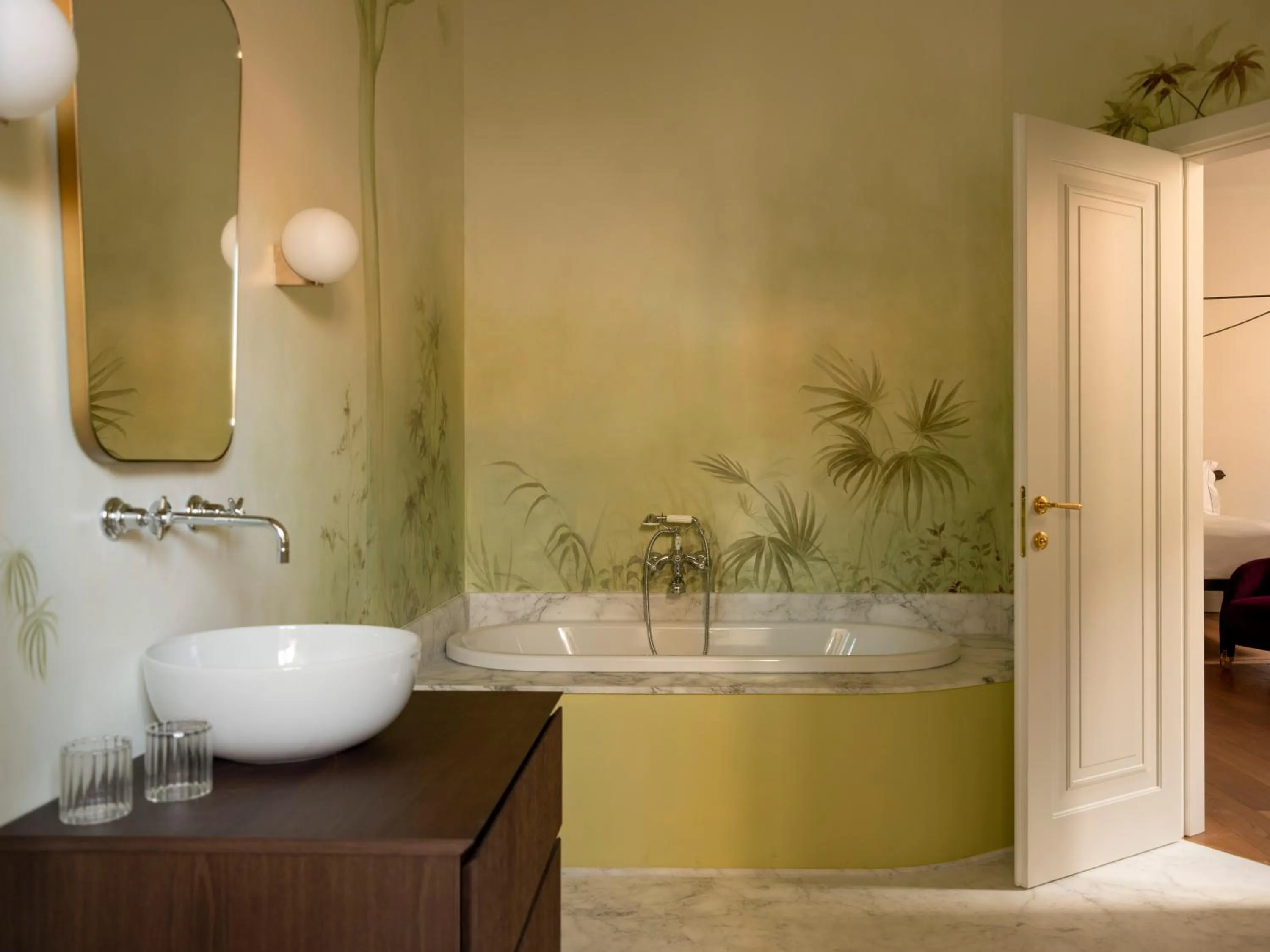 Bathroom in Palazzo Talìa - Small Luxury Hotels of the World