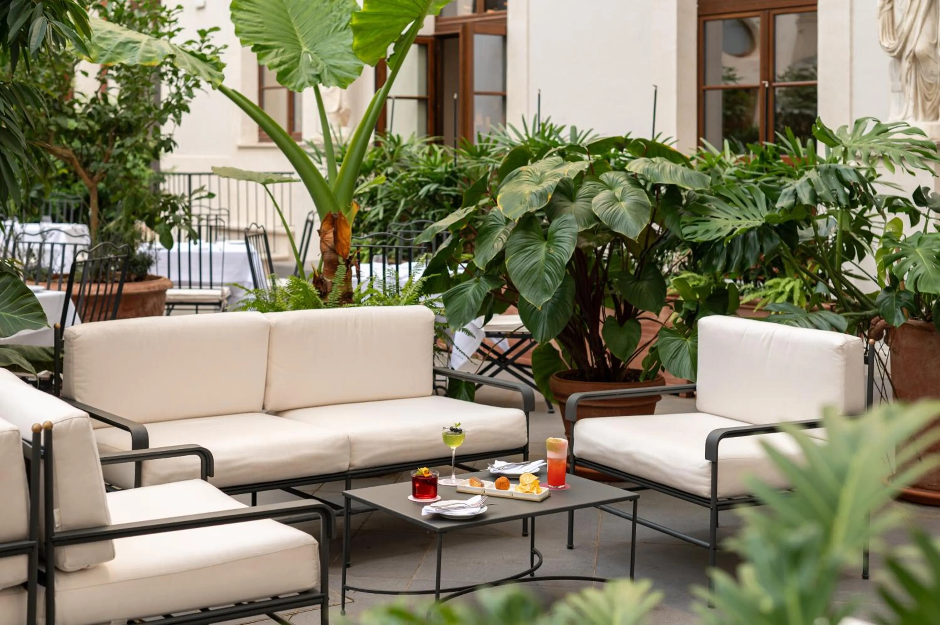 Patio in Palazzo Talìa - Small Luxury Hotels of the World