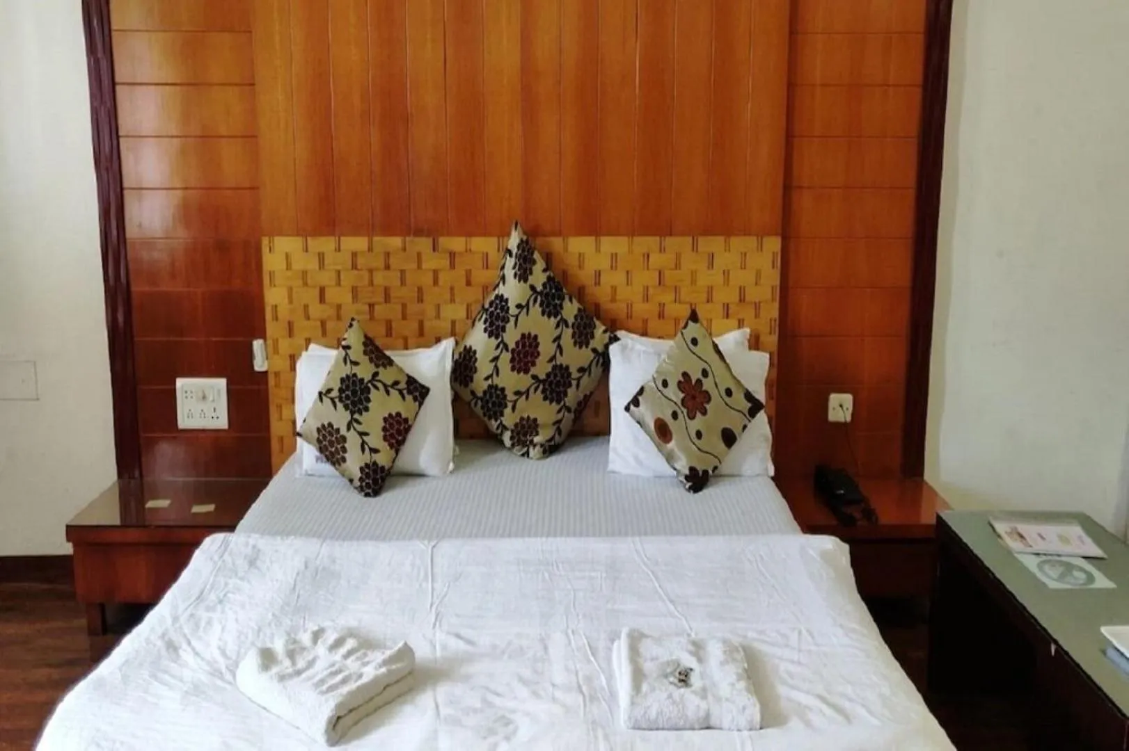 Bed in Hotel Mandakini Plaza , Kanpur