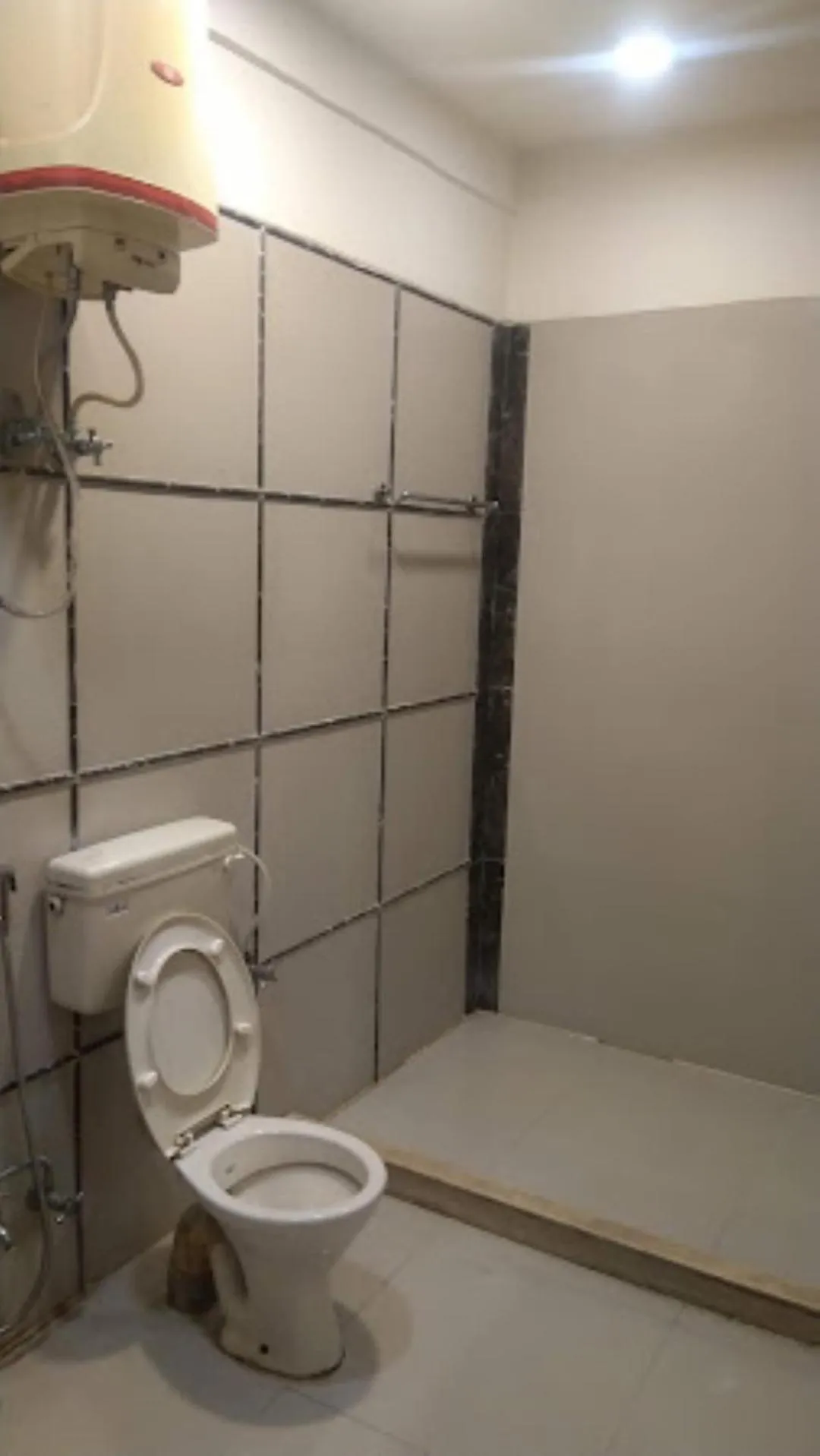 Toilet in Hotel Mandakini Plaza , Kanpur