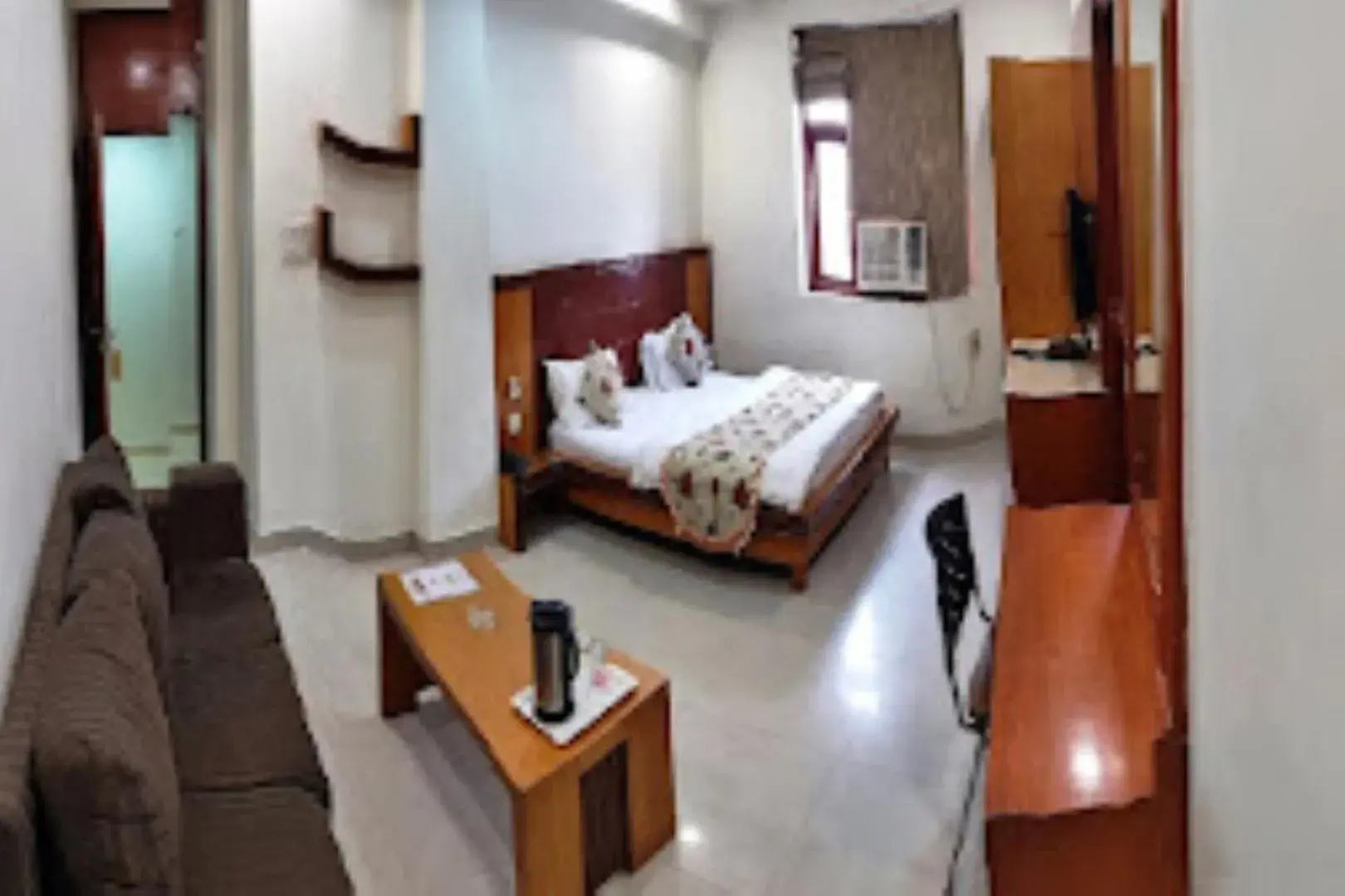 Bed in Hotel Mandakini Plaza , Kanpur Bed in Hotel Mandakini Plaza , Kanpur