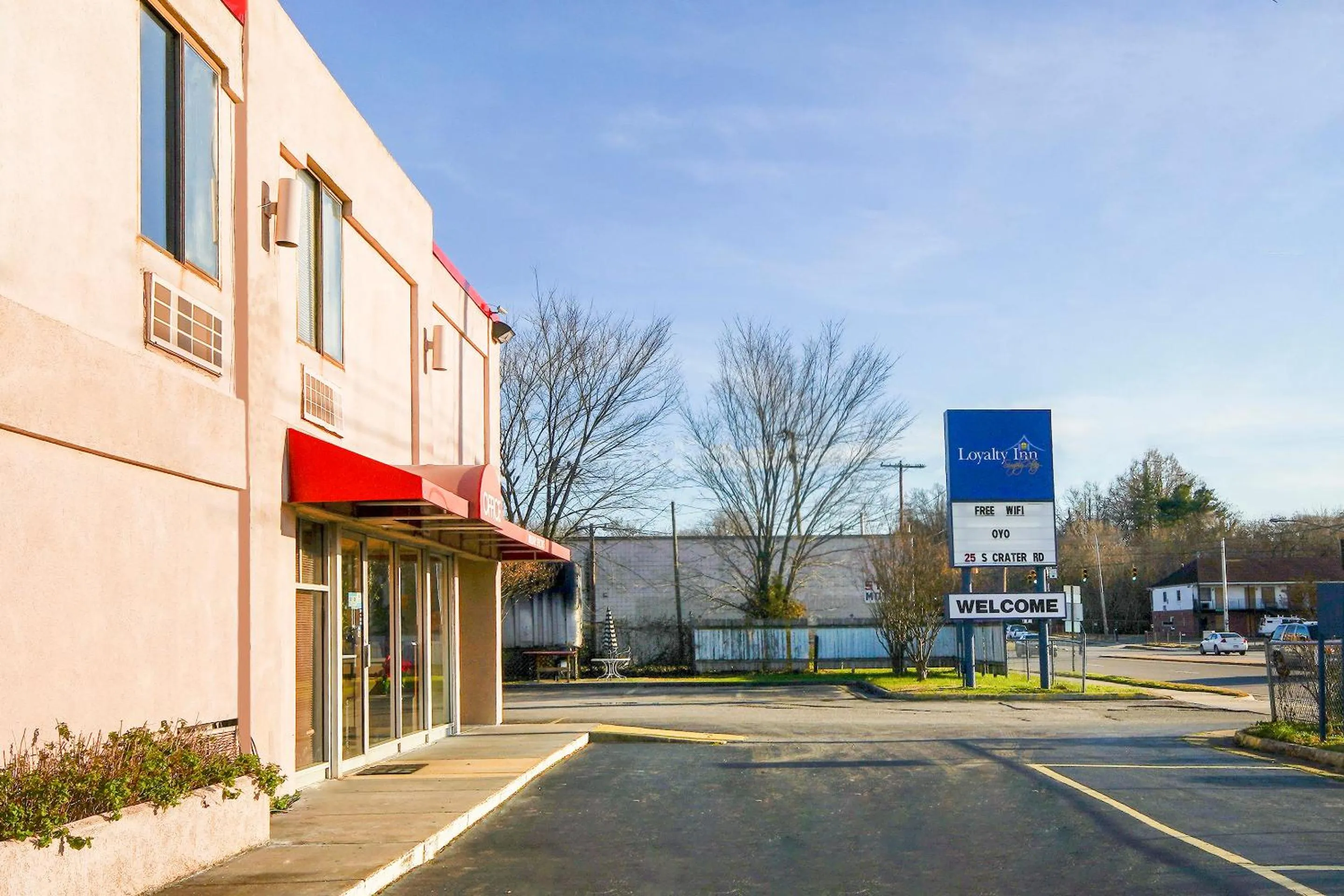 Property building in Hotel Petersburg VA I-95 & E Washington St