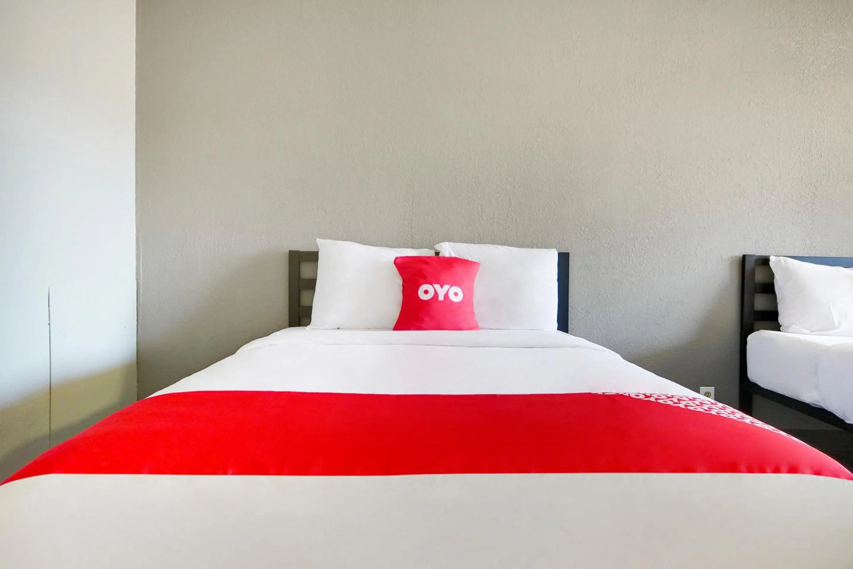 Bedroom in Hotel Petersburg VA I-95 & E Washington St