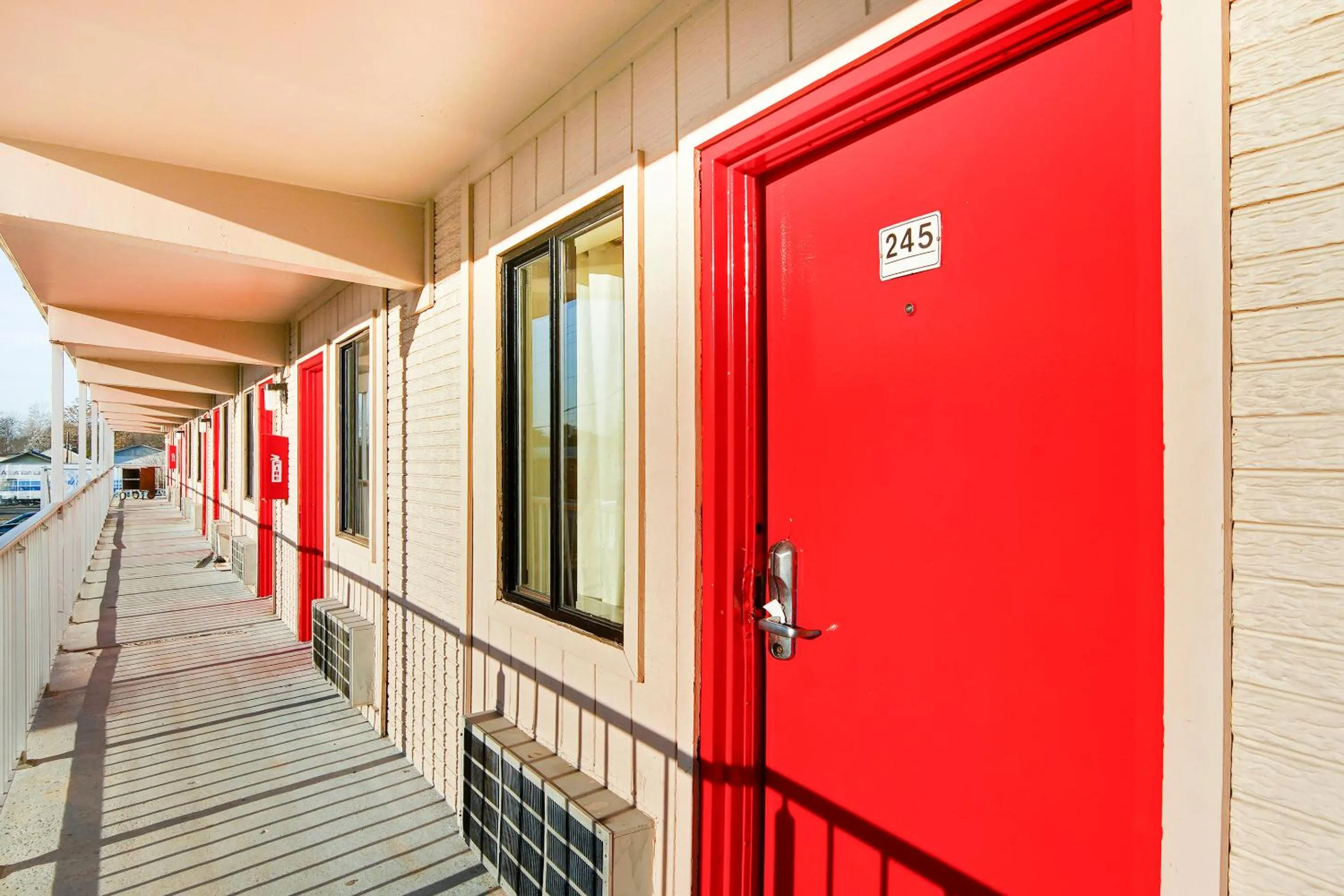 Area and facilities in Hotel Petersburg VA I-95 & E Washington St