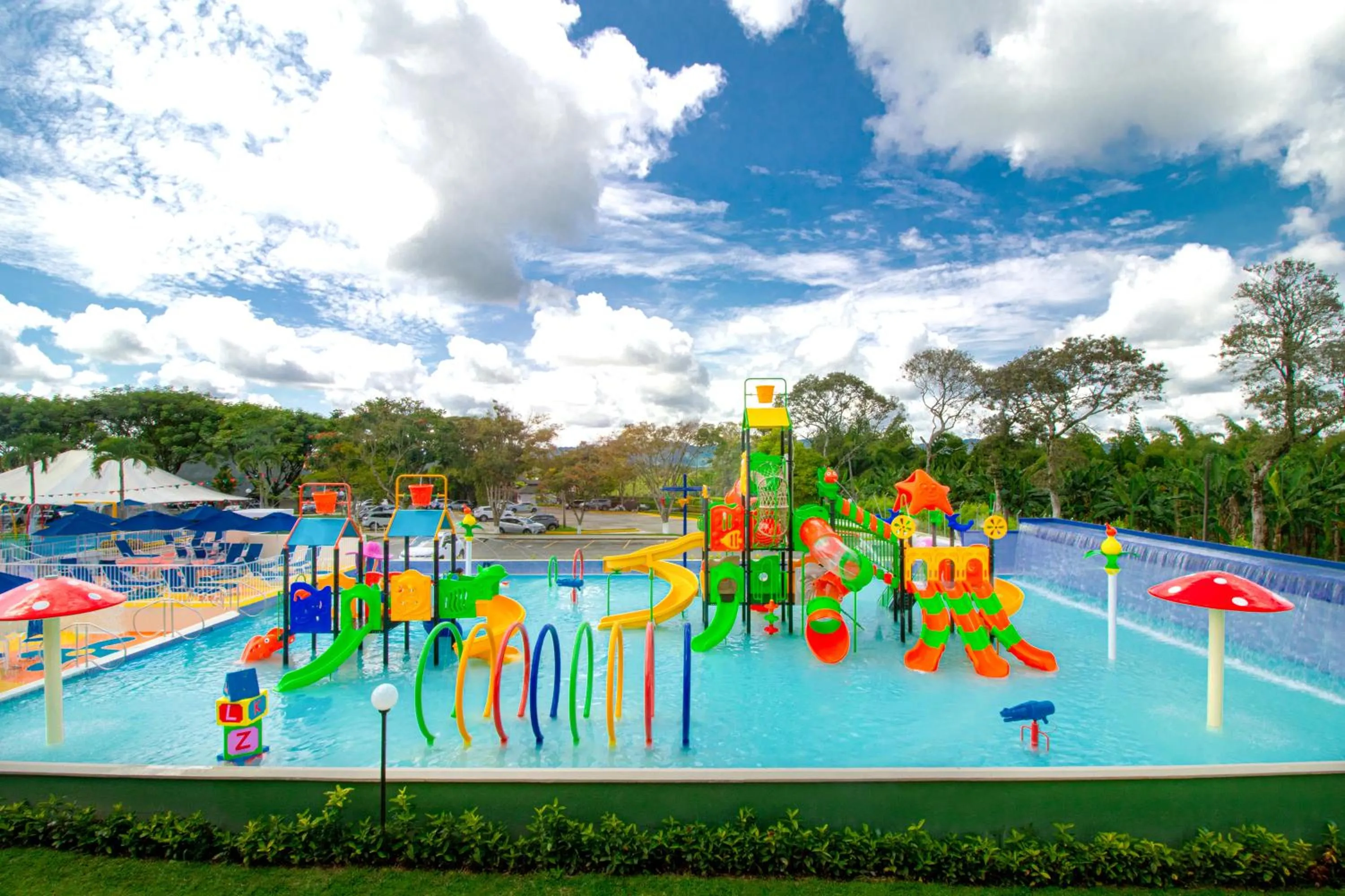 Aqua park in Hotel Campestre las Camelias