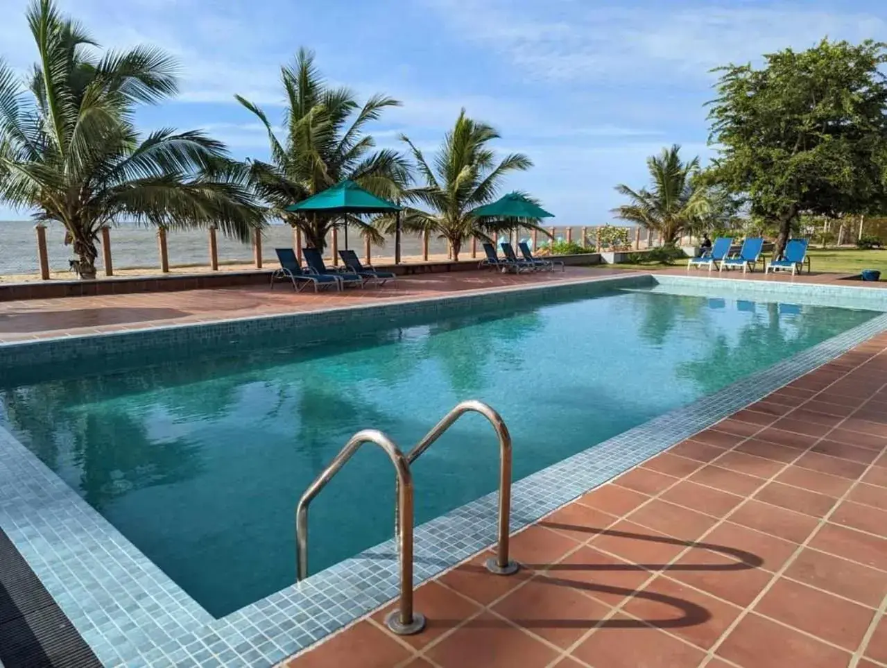 Hiru Beach Resort Hiru Beach Resort