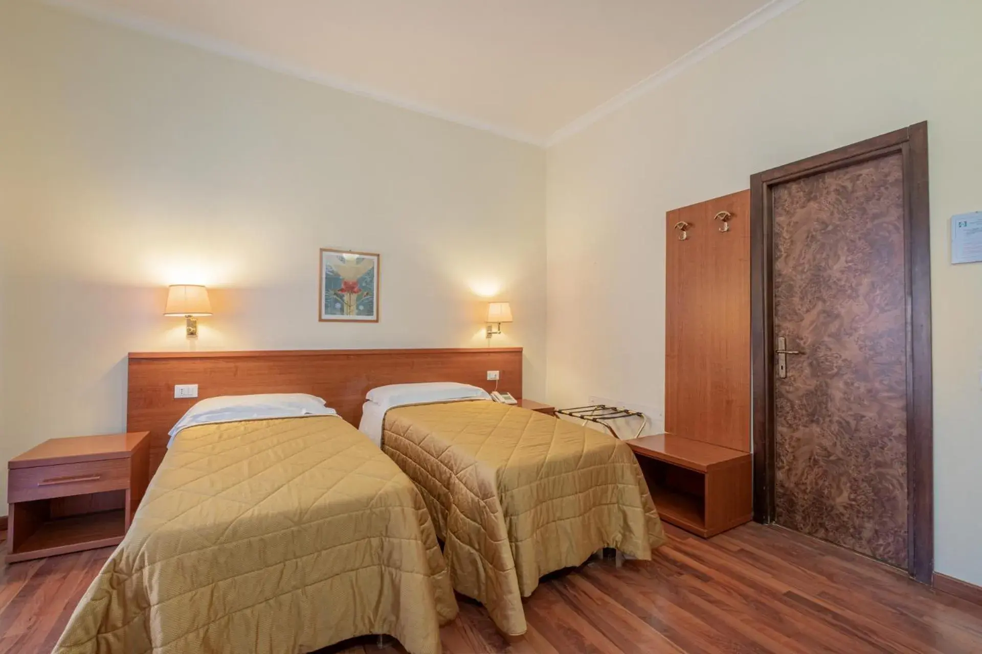 Twin Room in Hotel Monte Verde Twin Room in Hotel Monte Verde