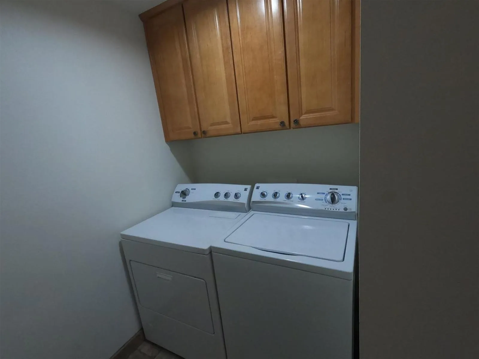 Kitchen or kitchenette in Rr-johnson Suite