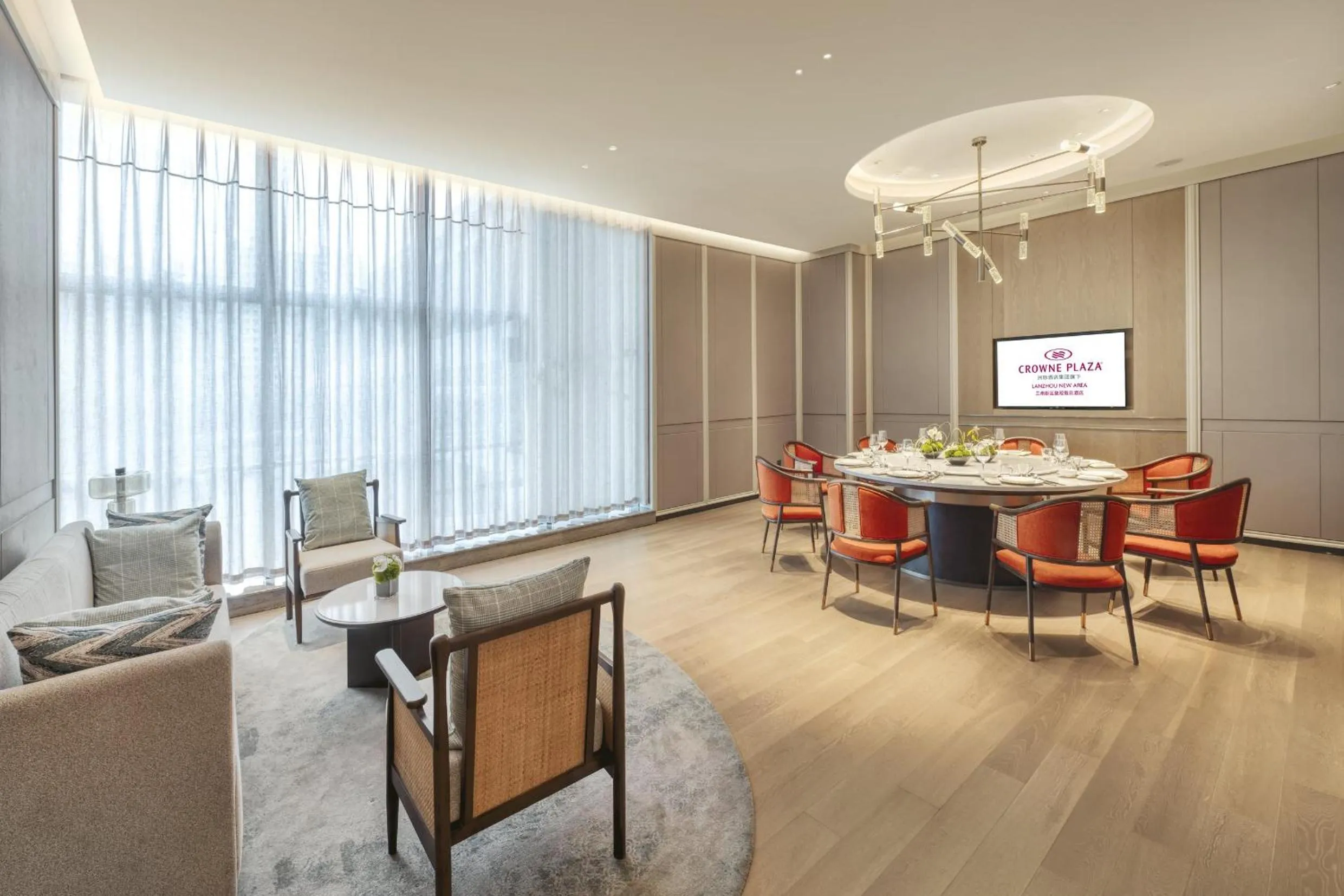 Restaurant/places to eat in Crowne Plaza Lanzhou New Area by IHG