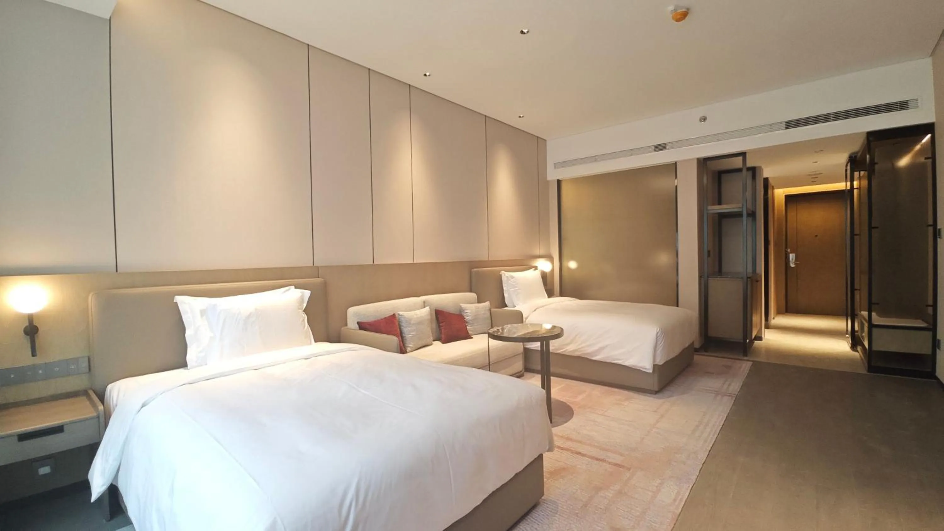 Photo of the whole room, Bed in Crowne Plaza Lanzhou New Area by IHG