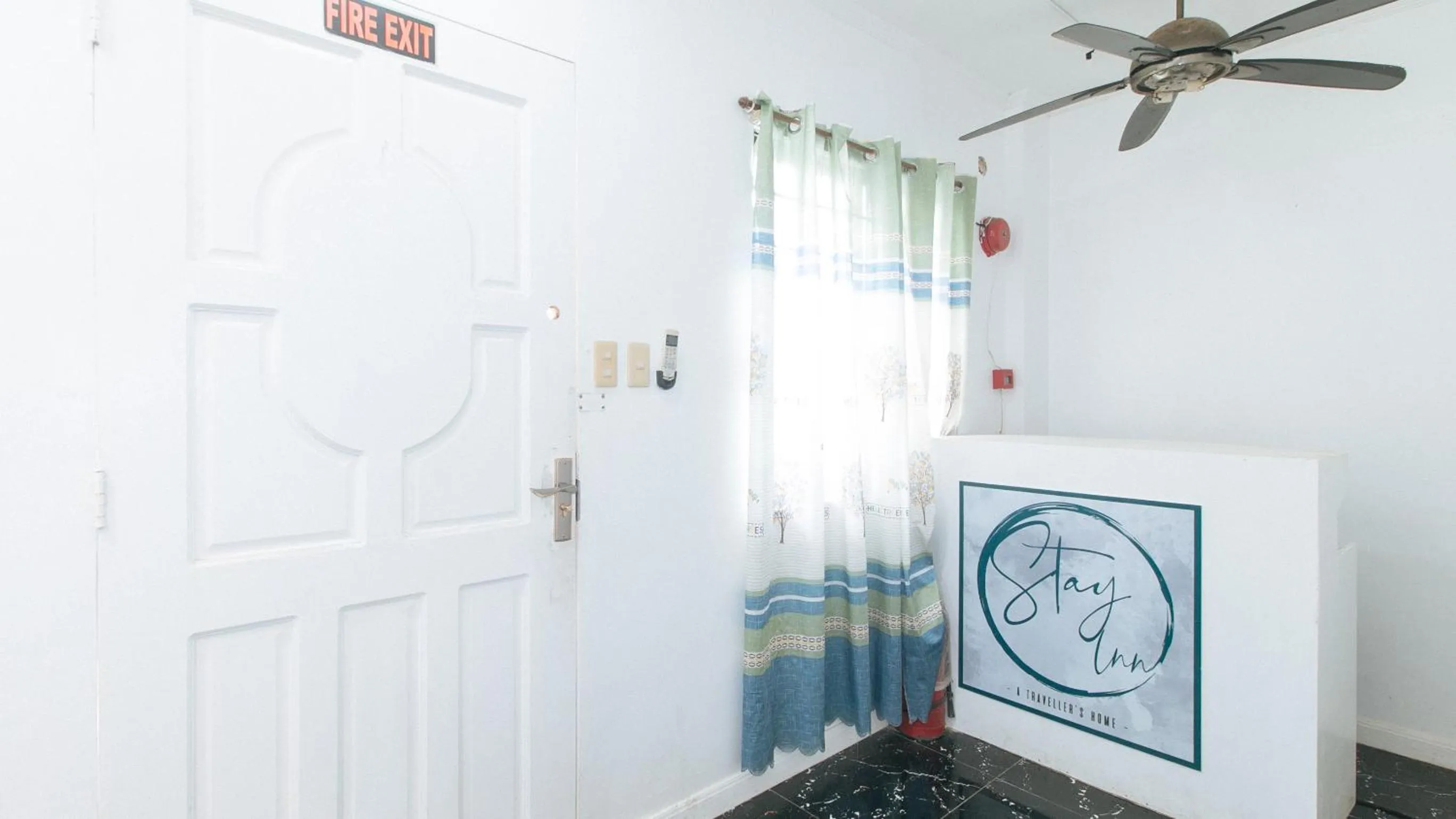 Lobby or reception in Stay Inn Station 2 Boracay by RedDoorz