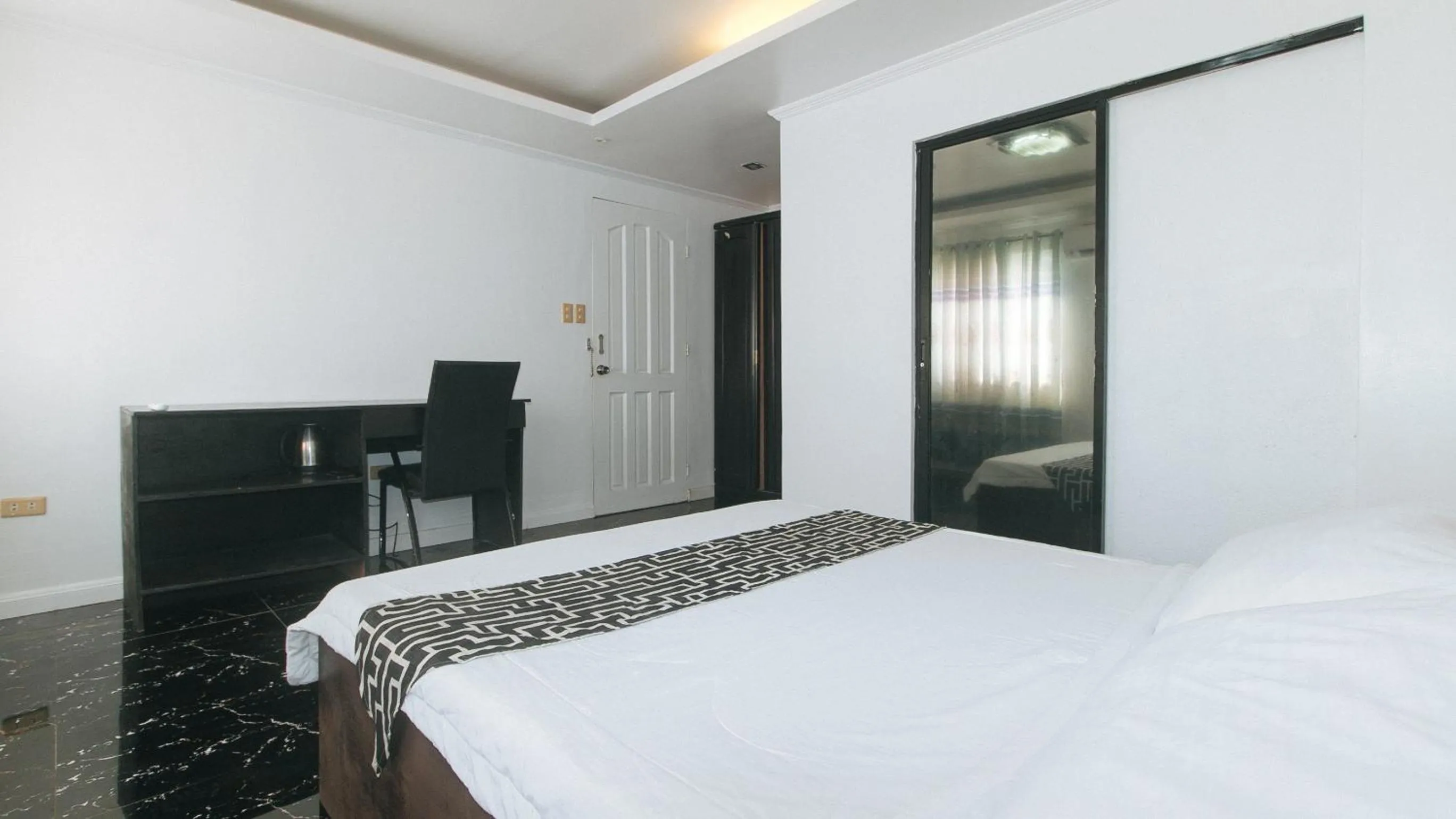 Bed in Stay Inn Station 2 Boracay by RedDoorz