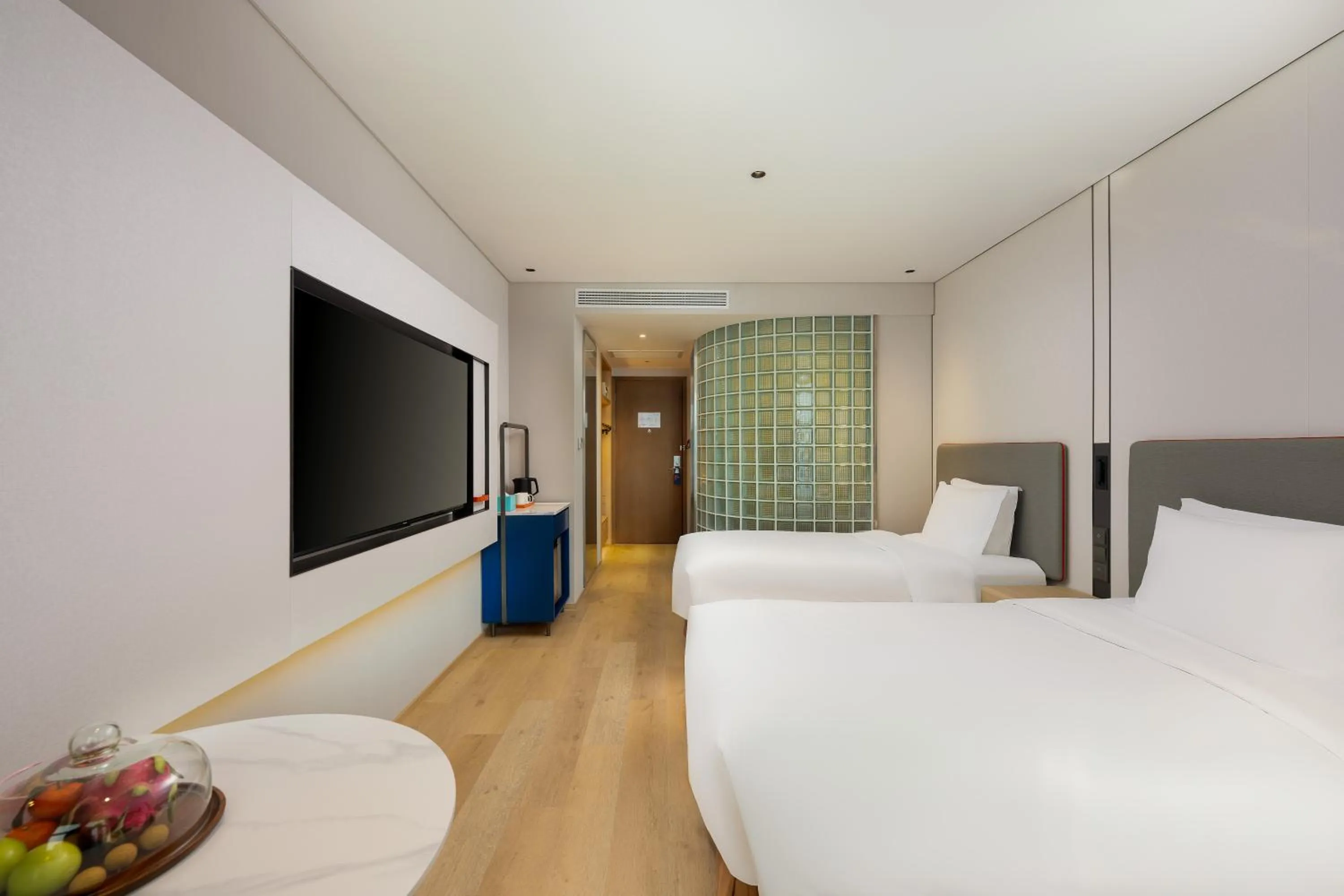 Bed in Holiday Inn Express Hangzhou Huanglong