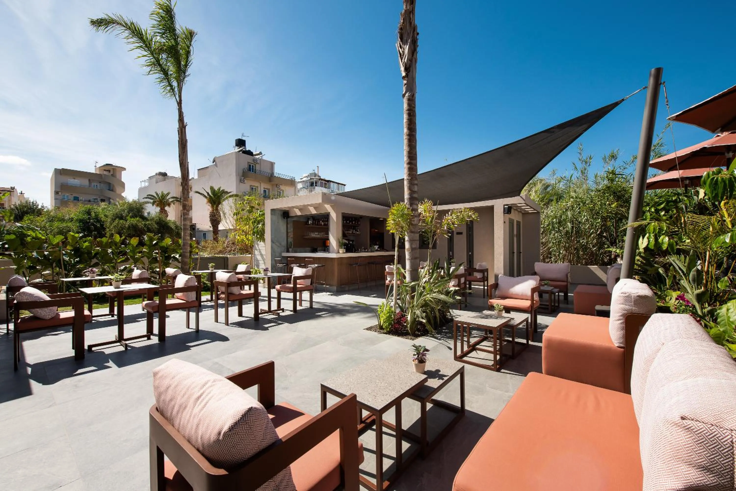 Restaurant/places to eat in Cosmeen Lifestyle Boutique Stay