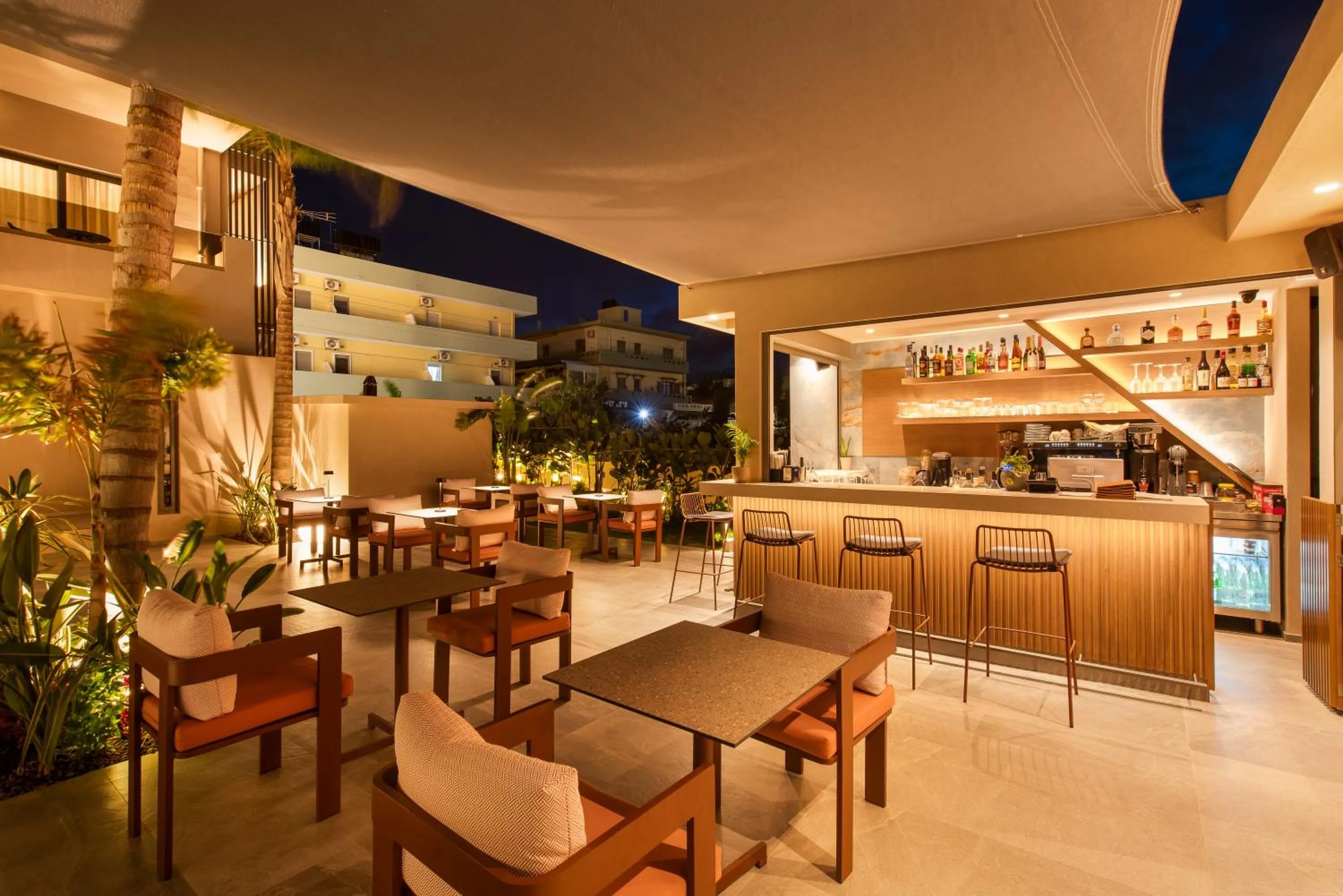 Lounge or bar in Cosmeen Lifestyle Boutique Stay