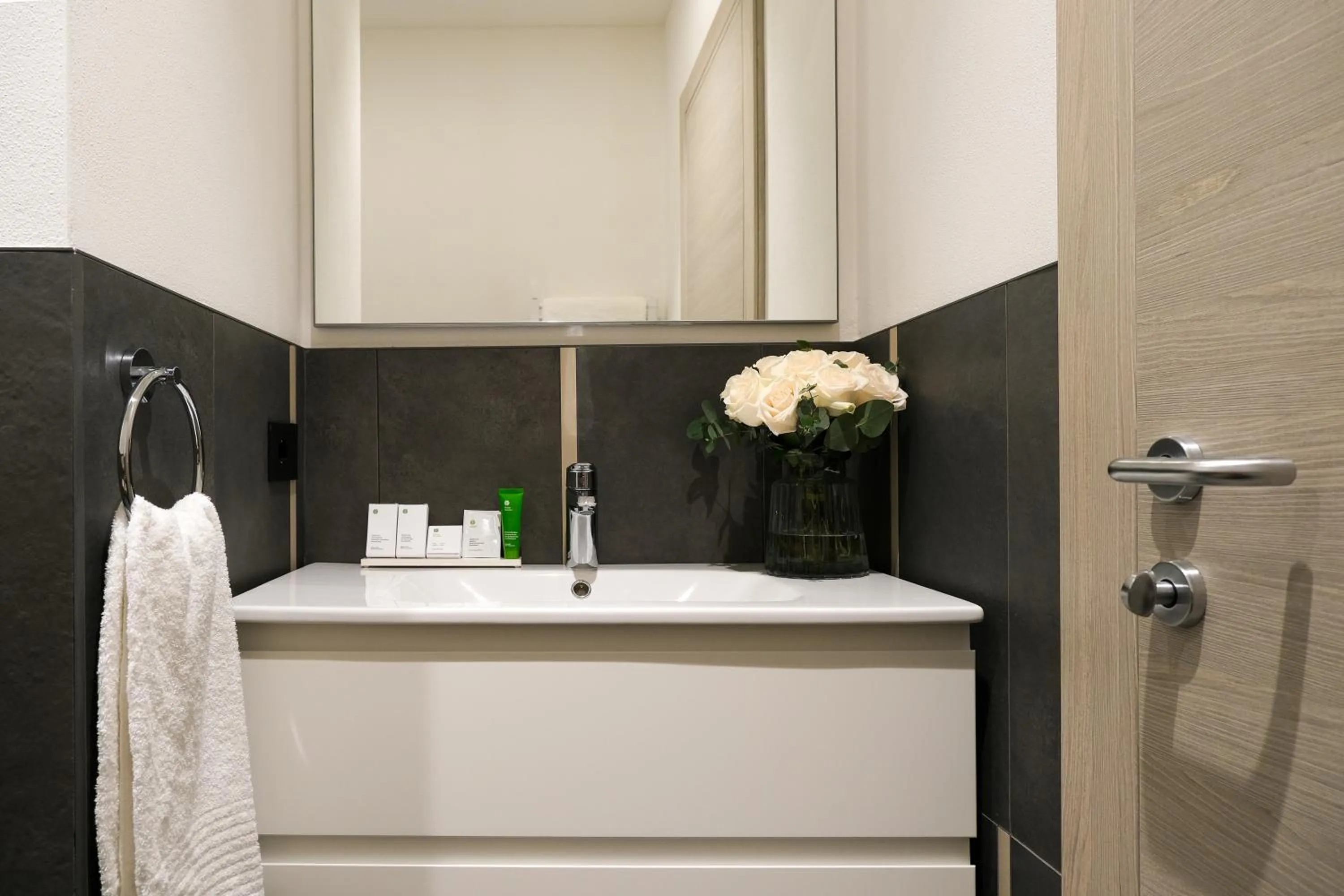 Bathroom in Emerald Green Residence