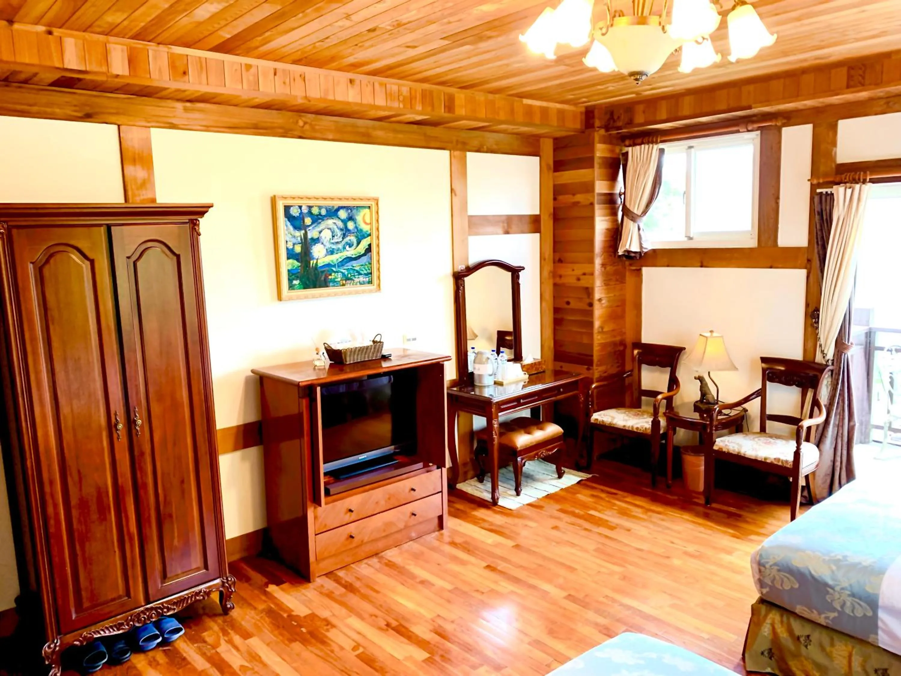 Photo of the whole room in The Cotswolds Villa