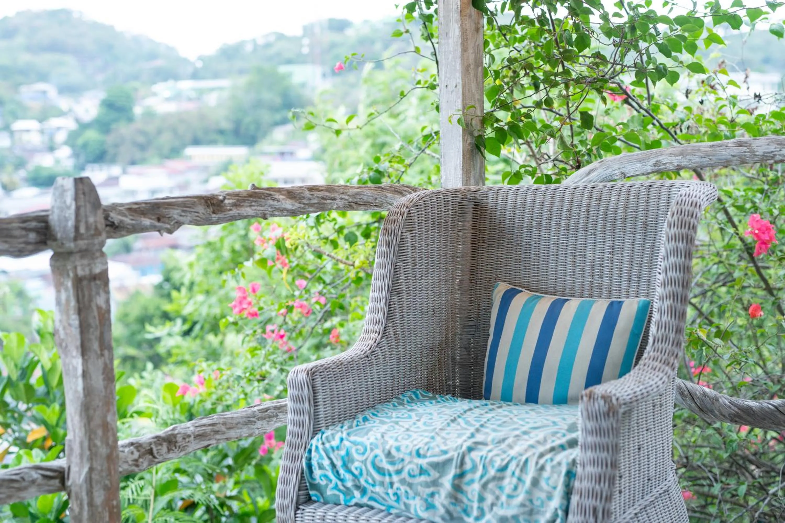 Seating area in Selini Hills