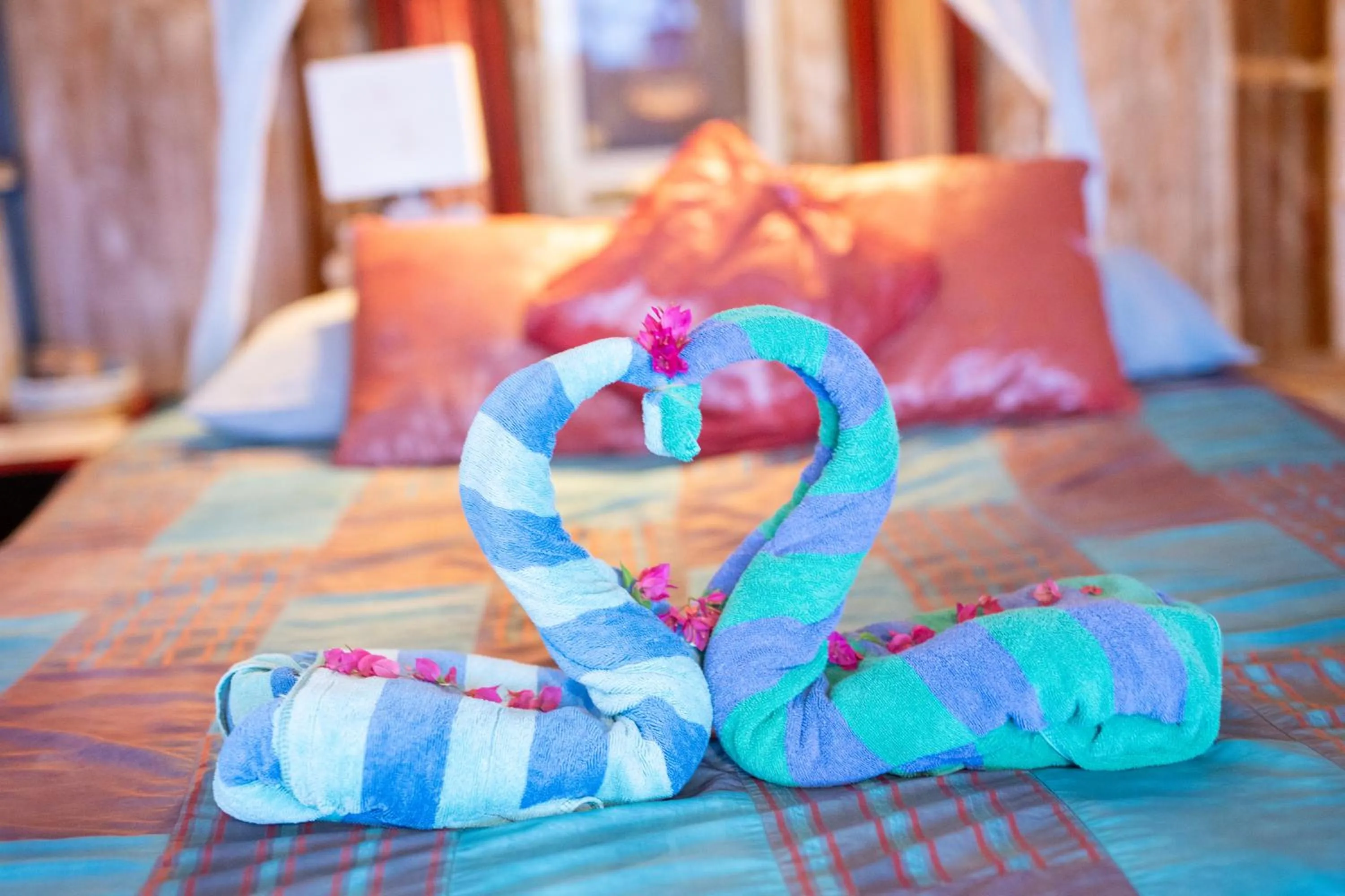 towels, Bed in Selini Hills