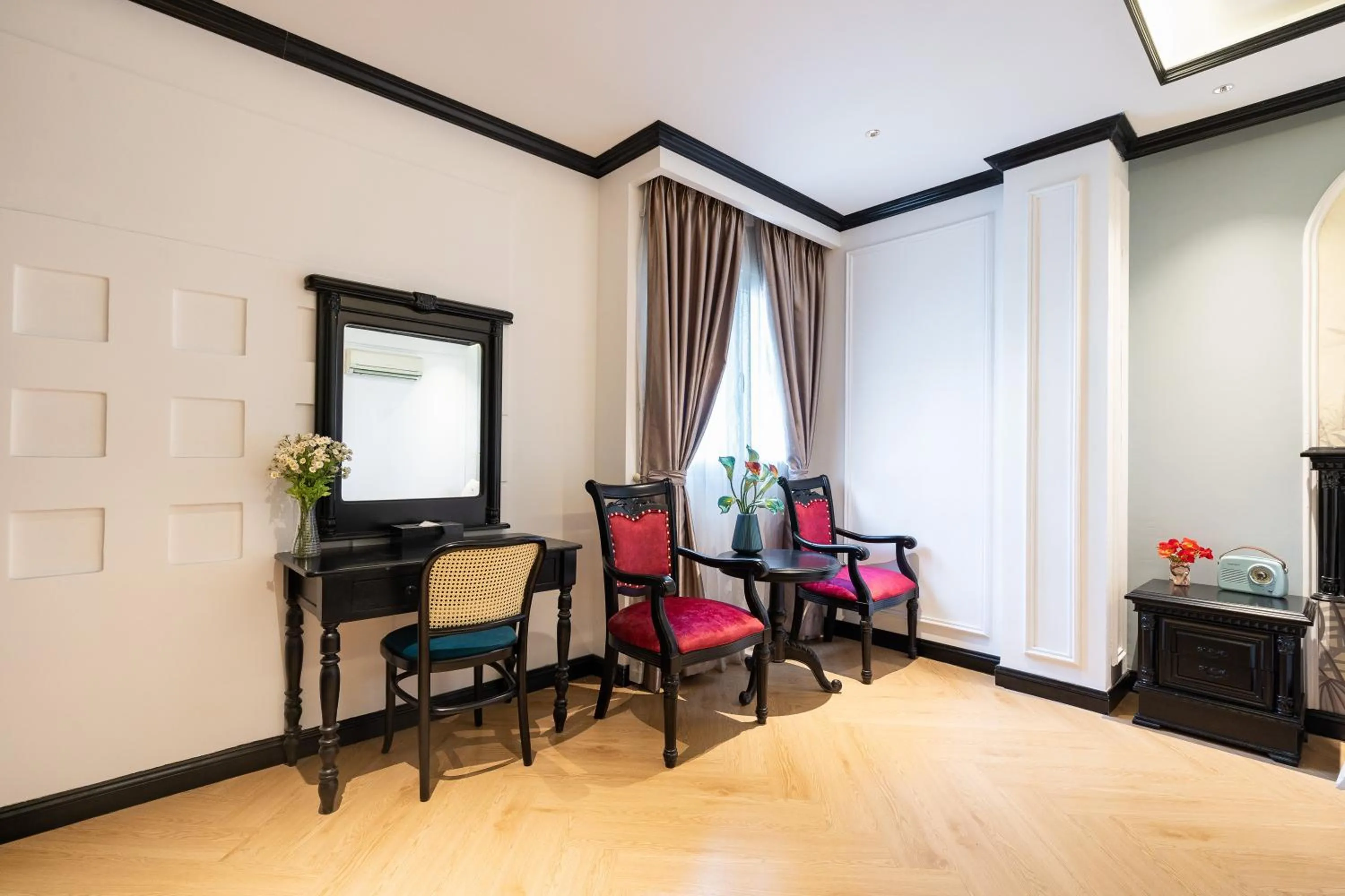 Seating area in Nicecy Hotel - Bui Thi Xuan Street