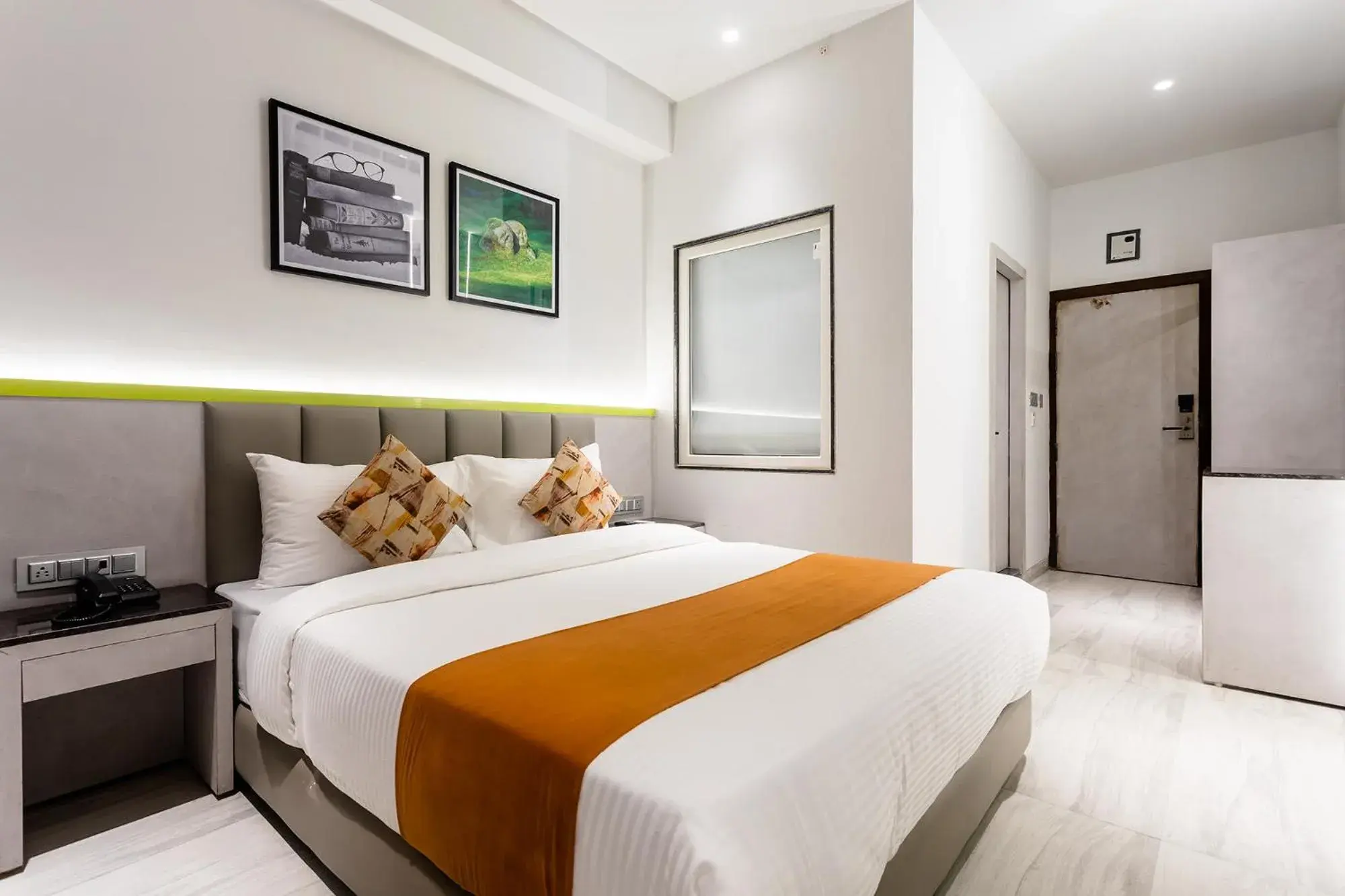 Bed in FabHotel Orange Oasis Bed in FabHotel Orange Oasis