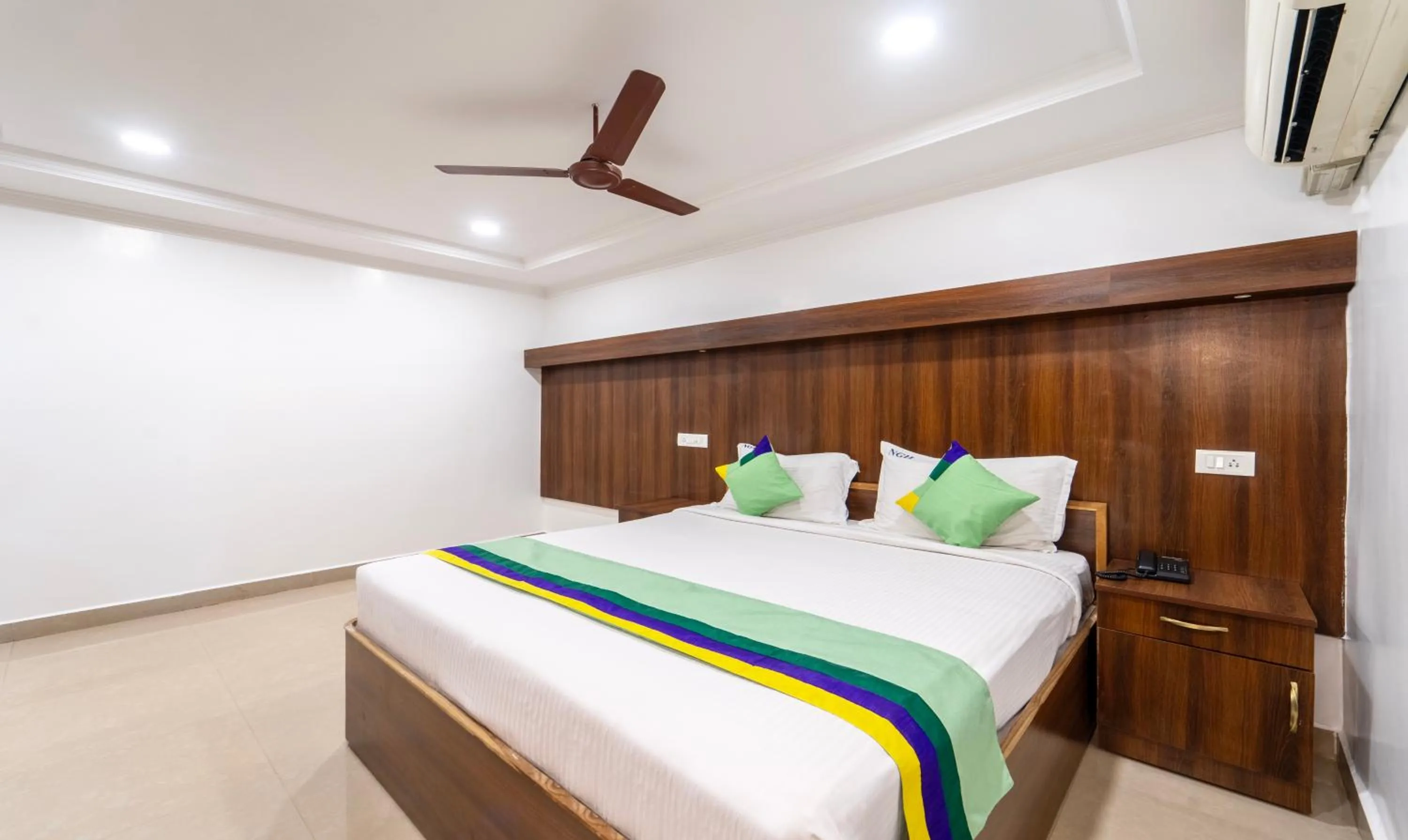 Bed in Treebo NGH Transit