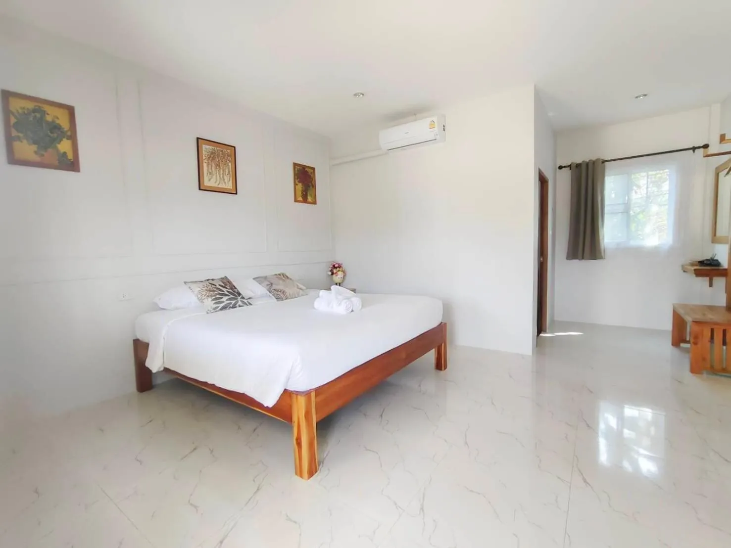 Bedroom, Bed in Chiang Khan Dwelling