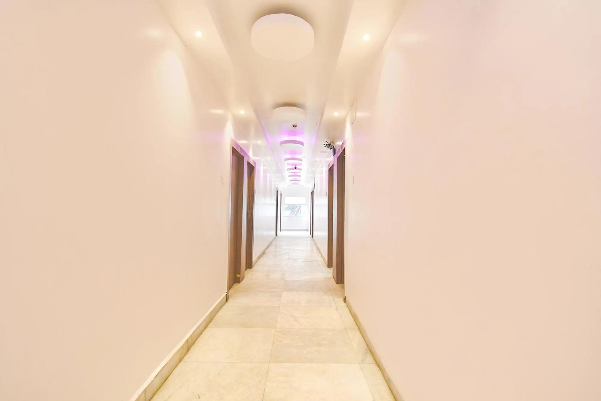 Lobby or reception in FabHotel Prime The Golden Plaza - Nr Tarapith Temple