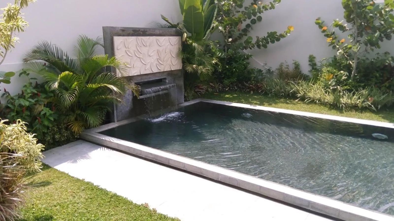 Kampung Sumber Alam Garut