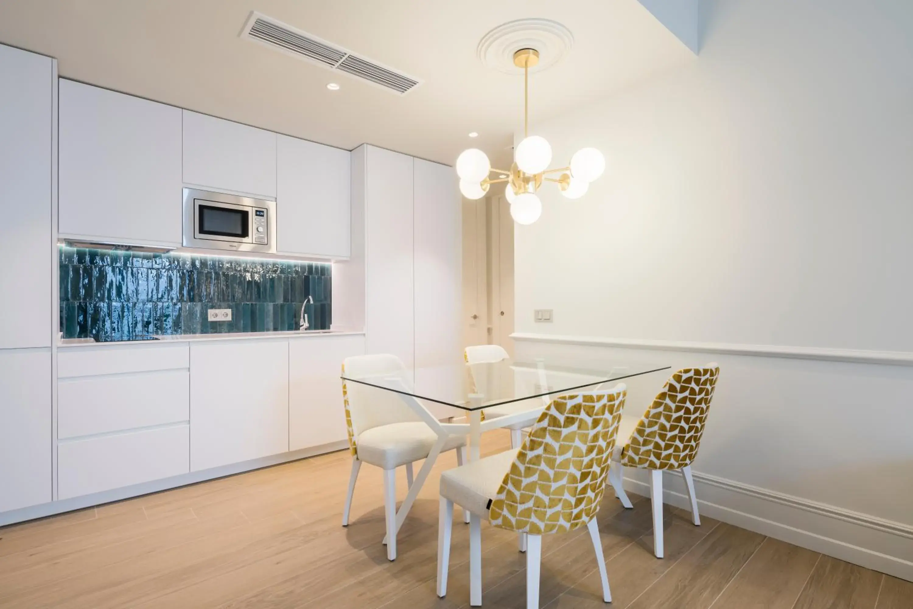 Kitchen or kitchenette in Tandem Solera Kitchen or kitchenette in Tandem Solera