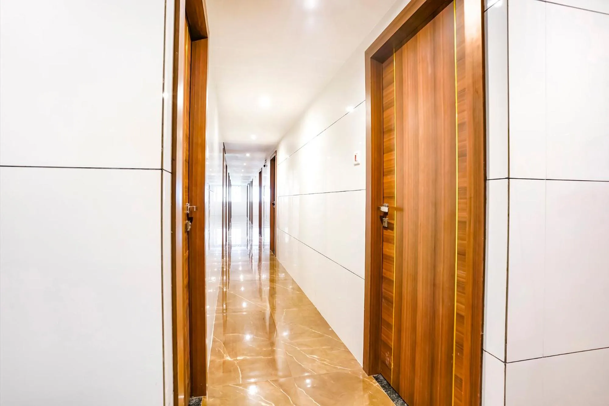 Lobby or reception in FabHotel Shubham Inn - Nr Jain Mandir, Bhandup West