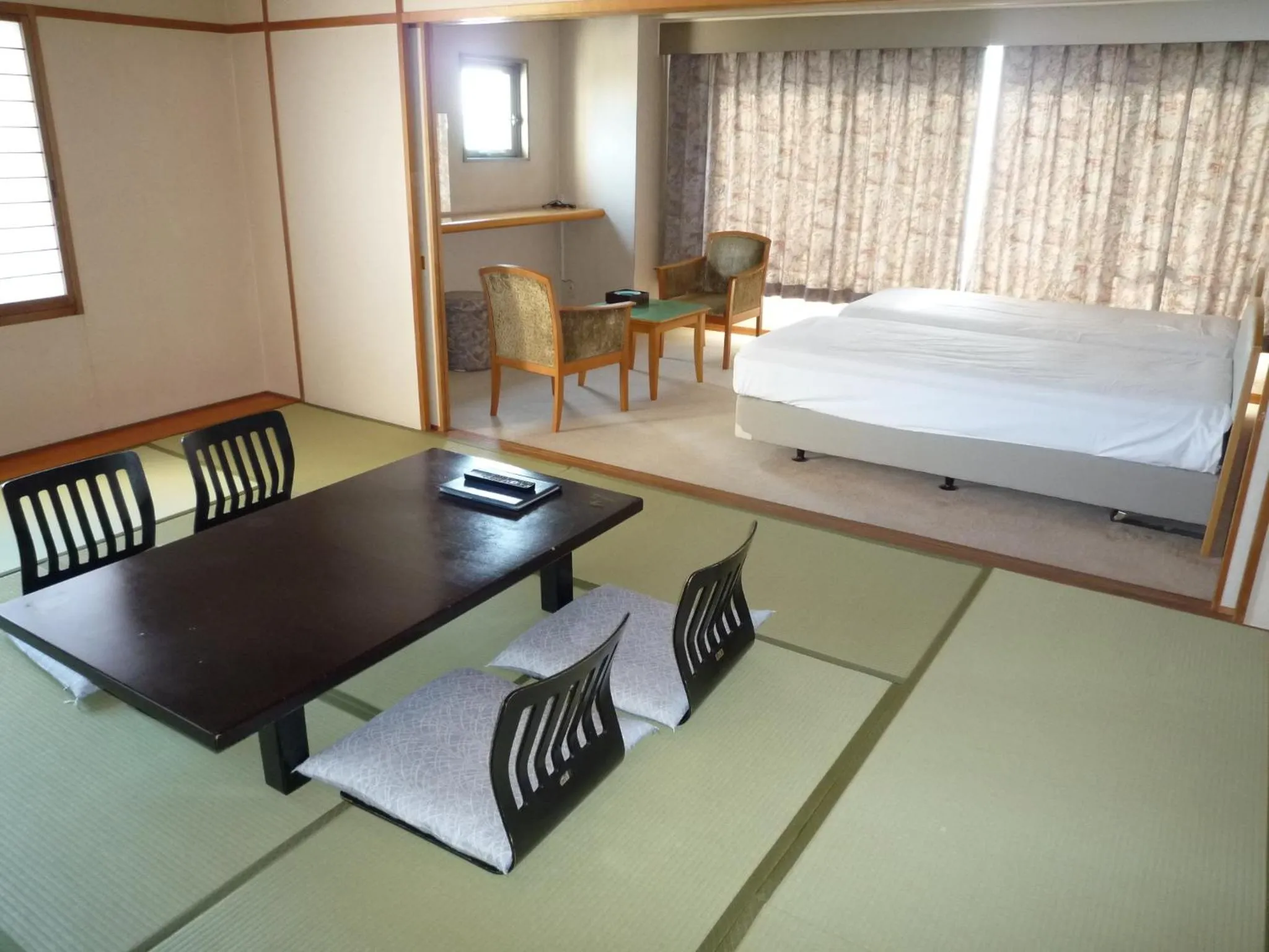 Photo of the whole room in Kaiyoukaku