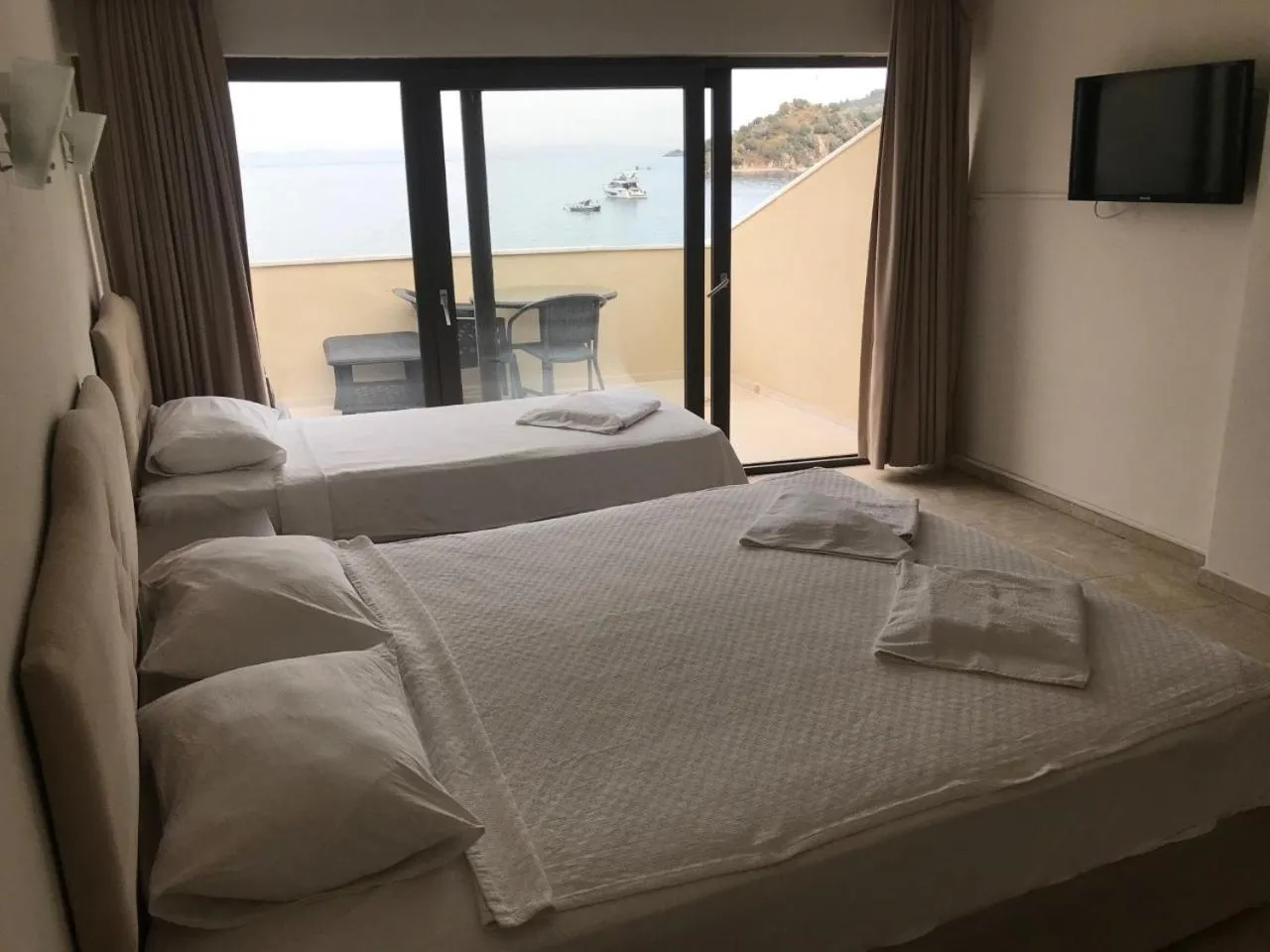 Bed in Can Apartments