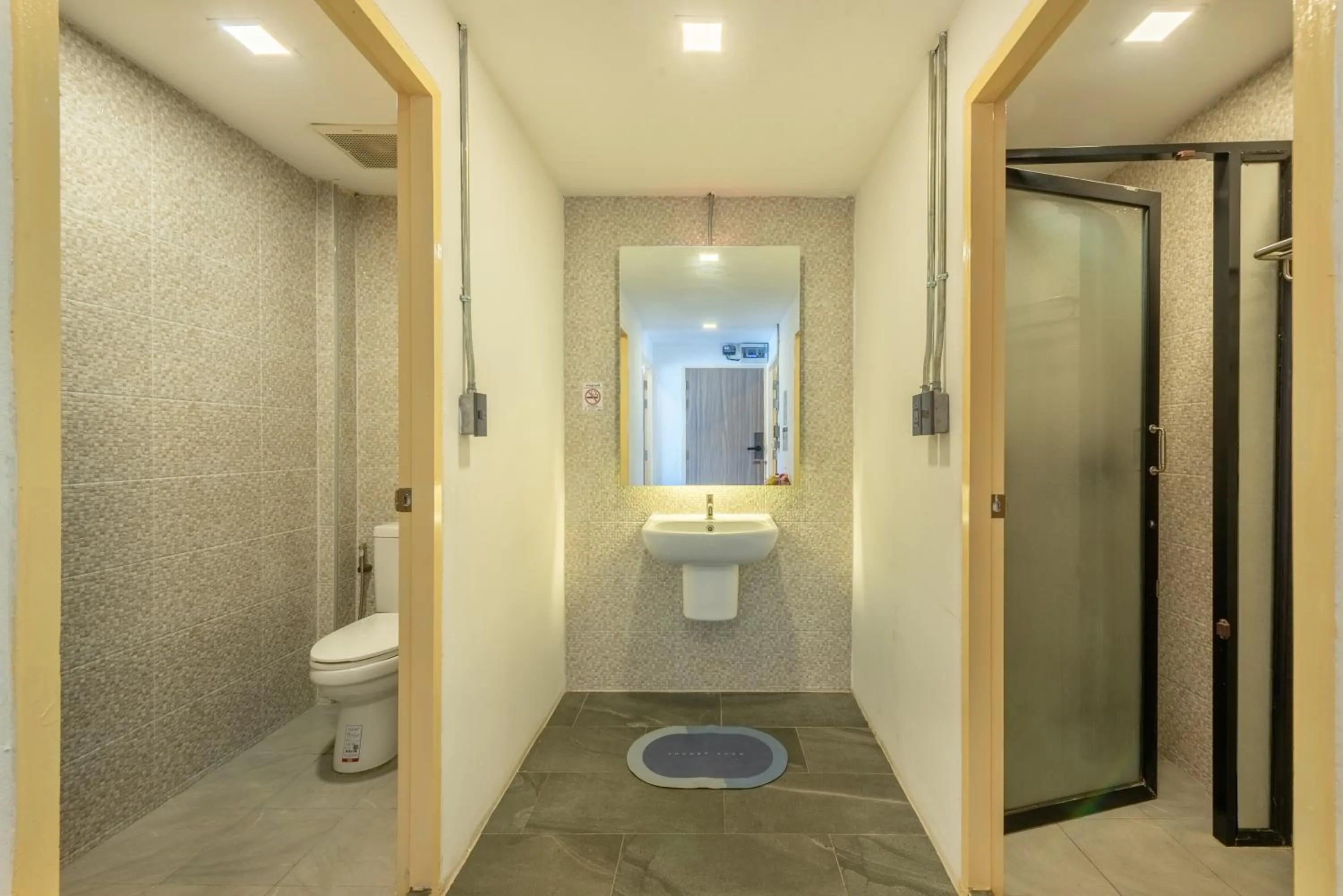 Shower in SHIN Hotel Nimman ChiangMai