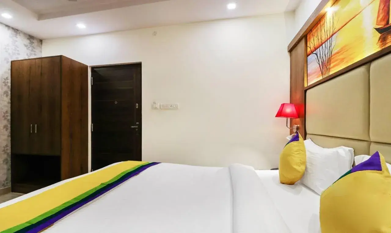 Bed in Revaa Hotels Bed in Revaa Hotels