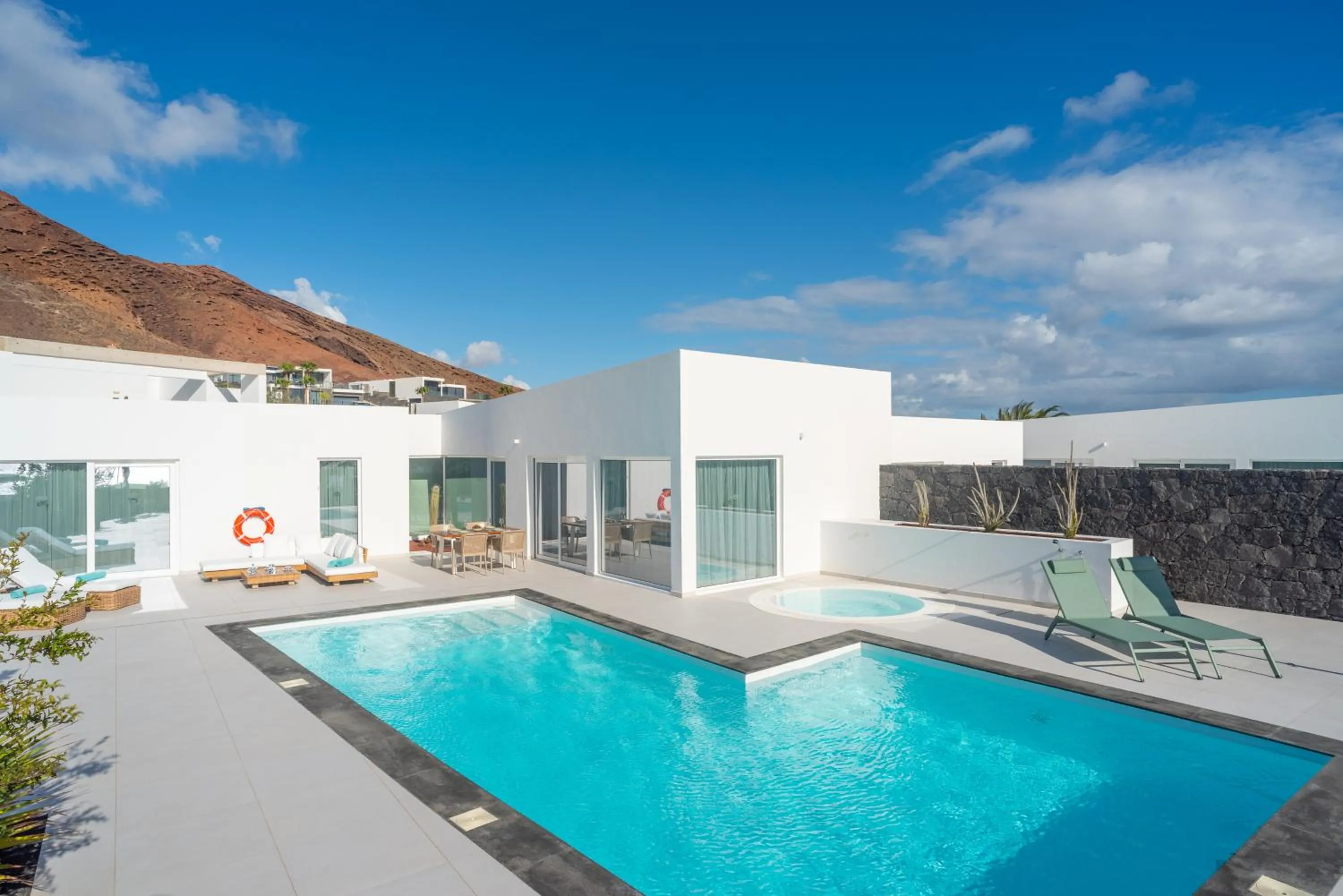 Ereza Hoopoe Villas